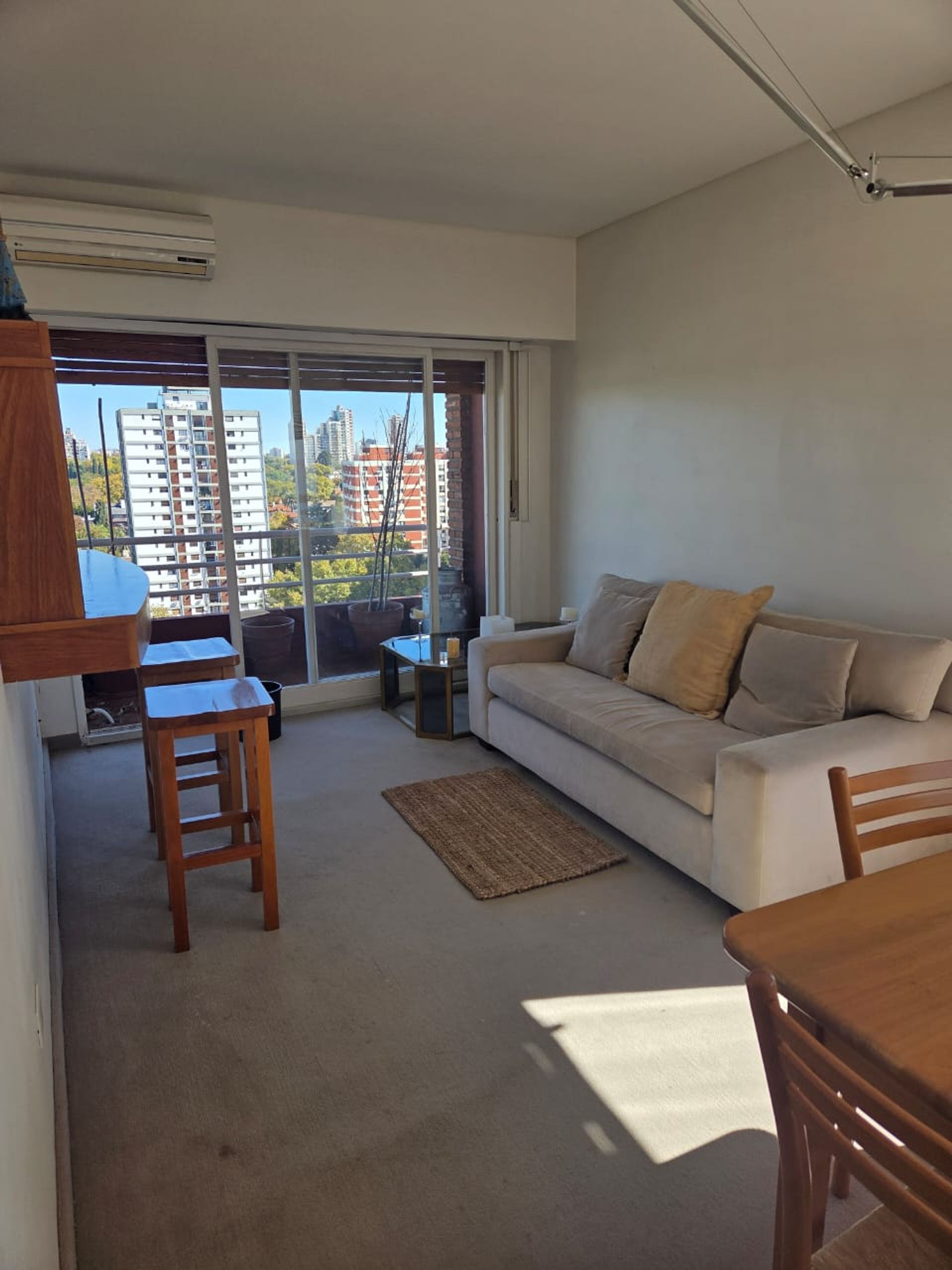 Alquiler depto. 2 ambientes c/Balcón Vicente López