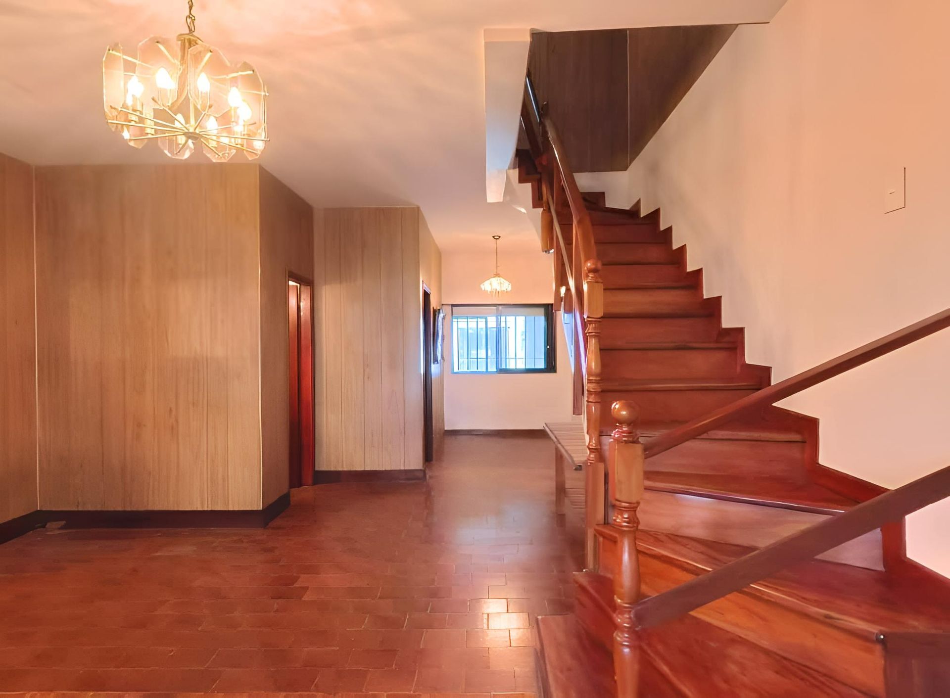 Venta Casa Duplex 3 Dormitorios Quincho Martínez