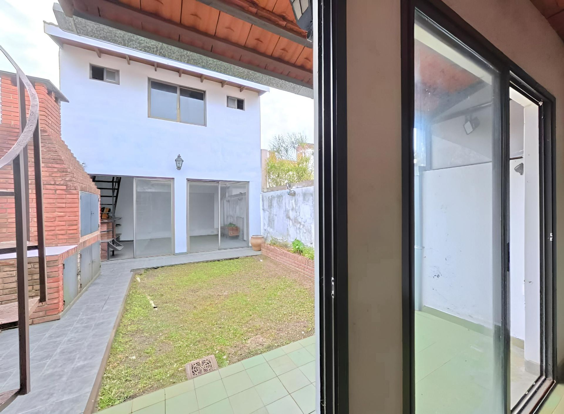 Venta Casa Duplex 3 Dormitorios Quincho Martínez