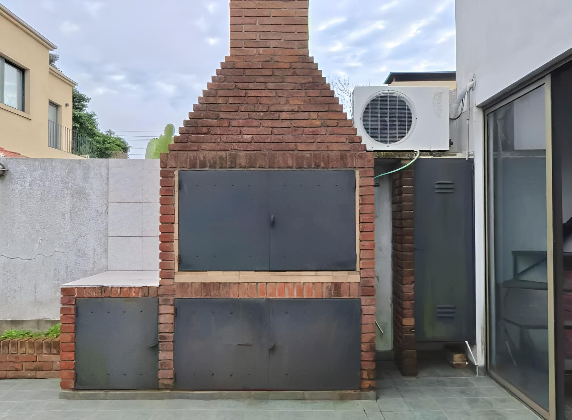 Venta Casa Duplex 3 Dormitorios Quincho Martínez