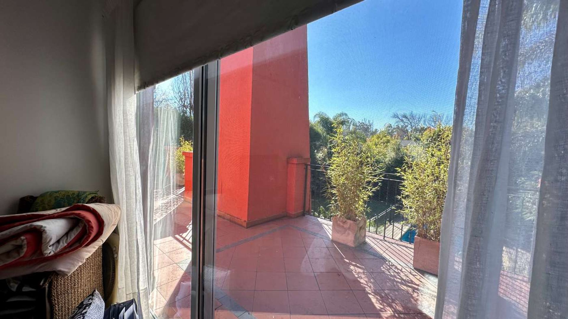 Venta Casa De 7 Amb. Con Cochera En San Isidro