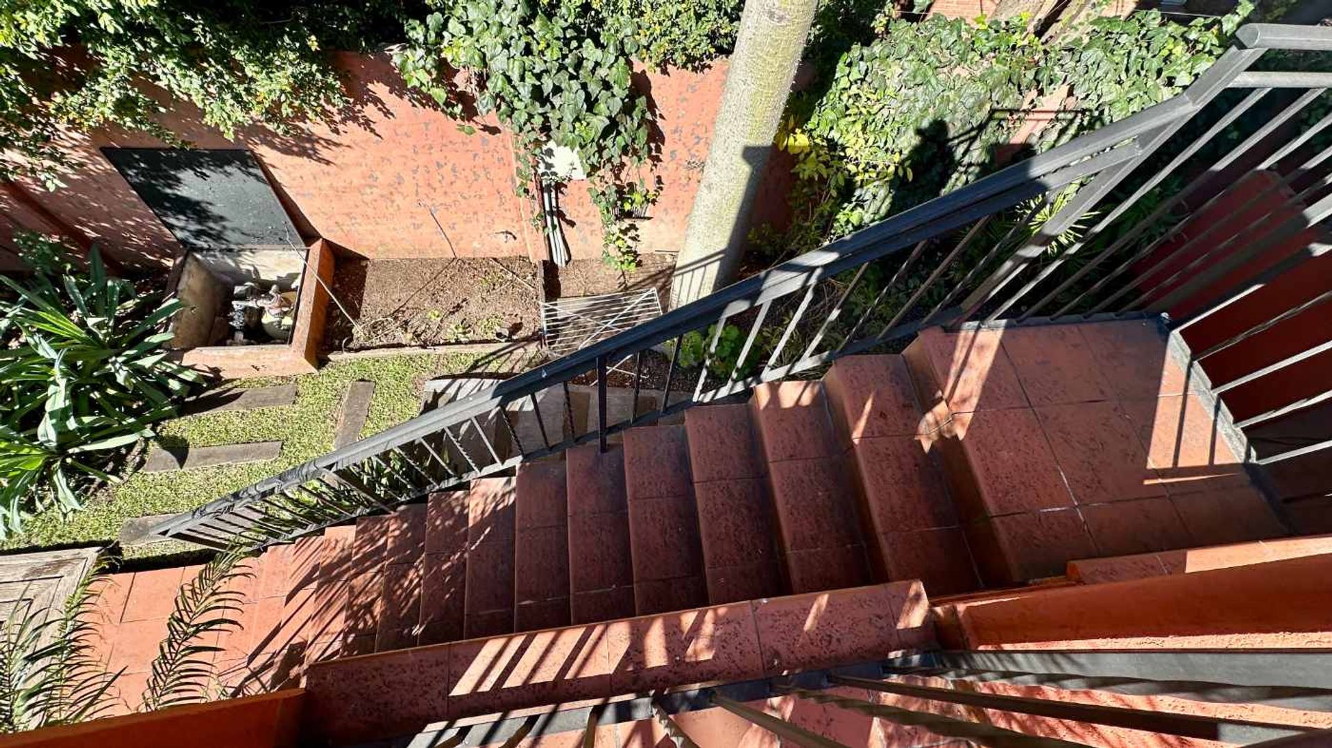 Venta Casa De 7 Amb. Con Cochera En San Isidro