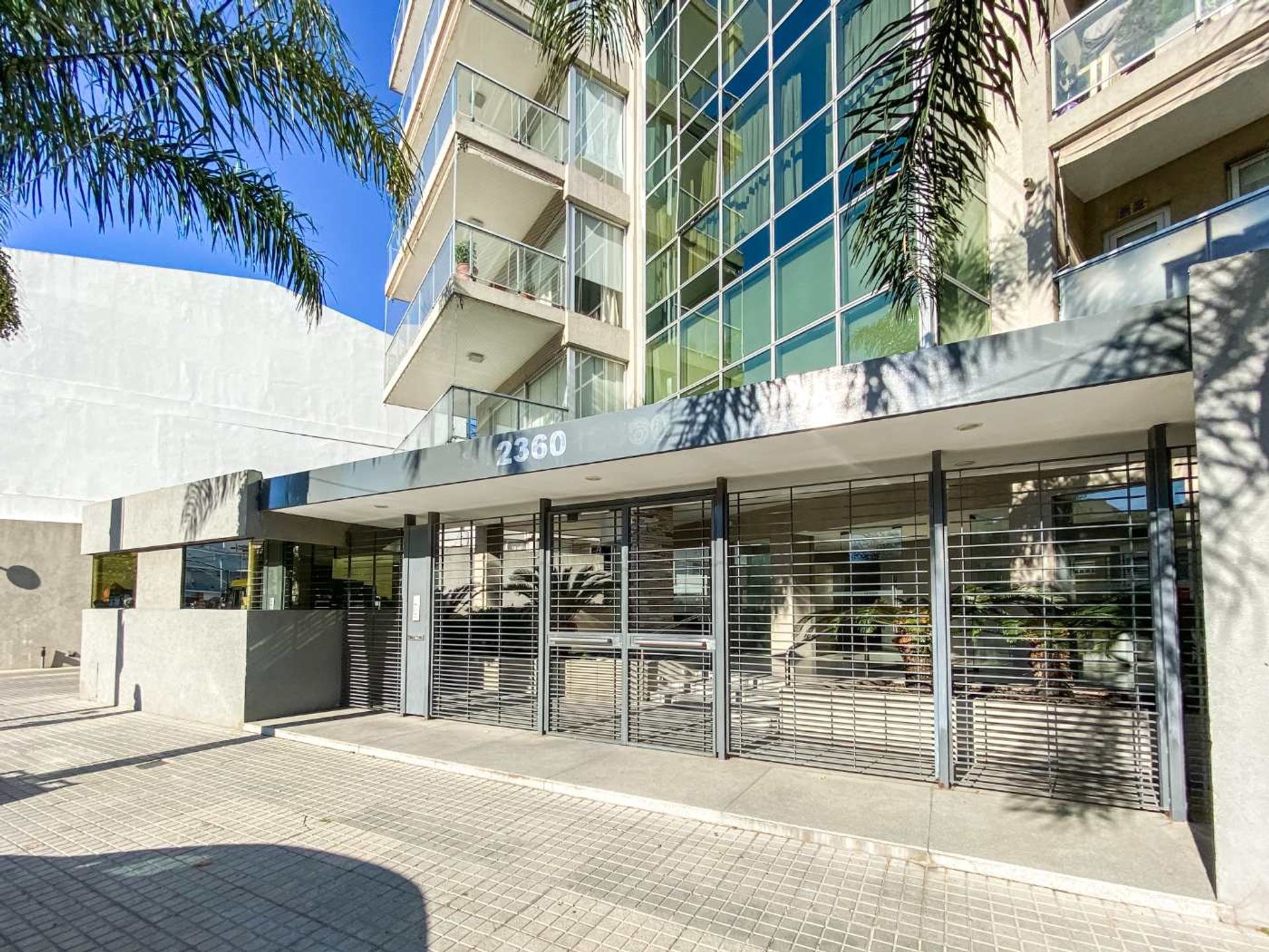 Dos Ambientes Venta Beccar Piso Alto! Cochera