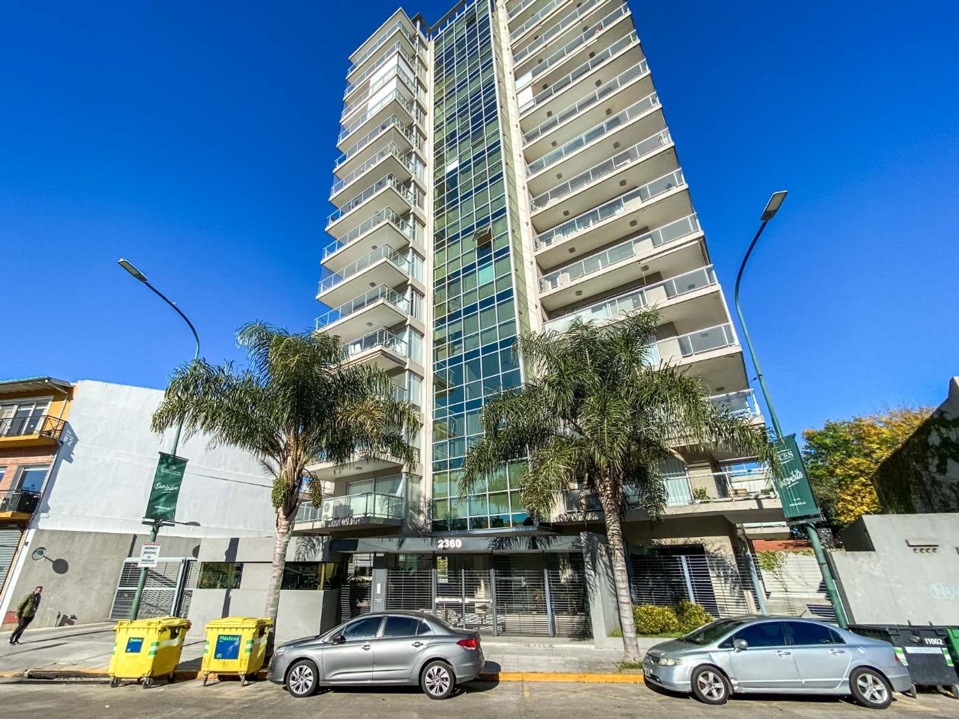 Dos Ambientes Venta Beccar Piso Alto! Cochera