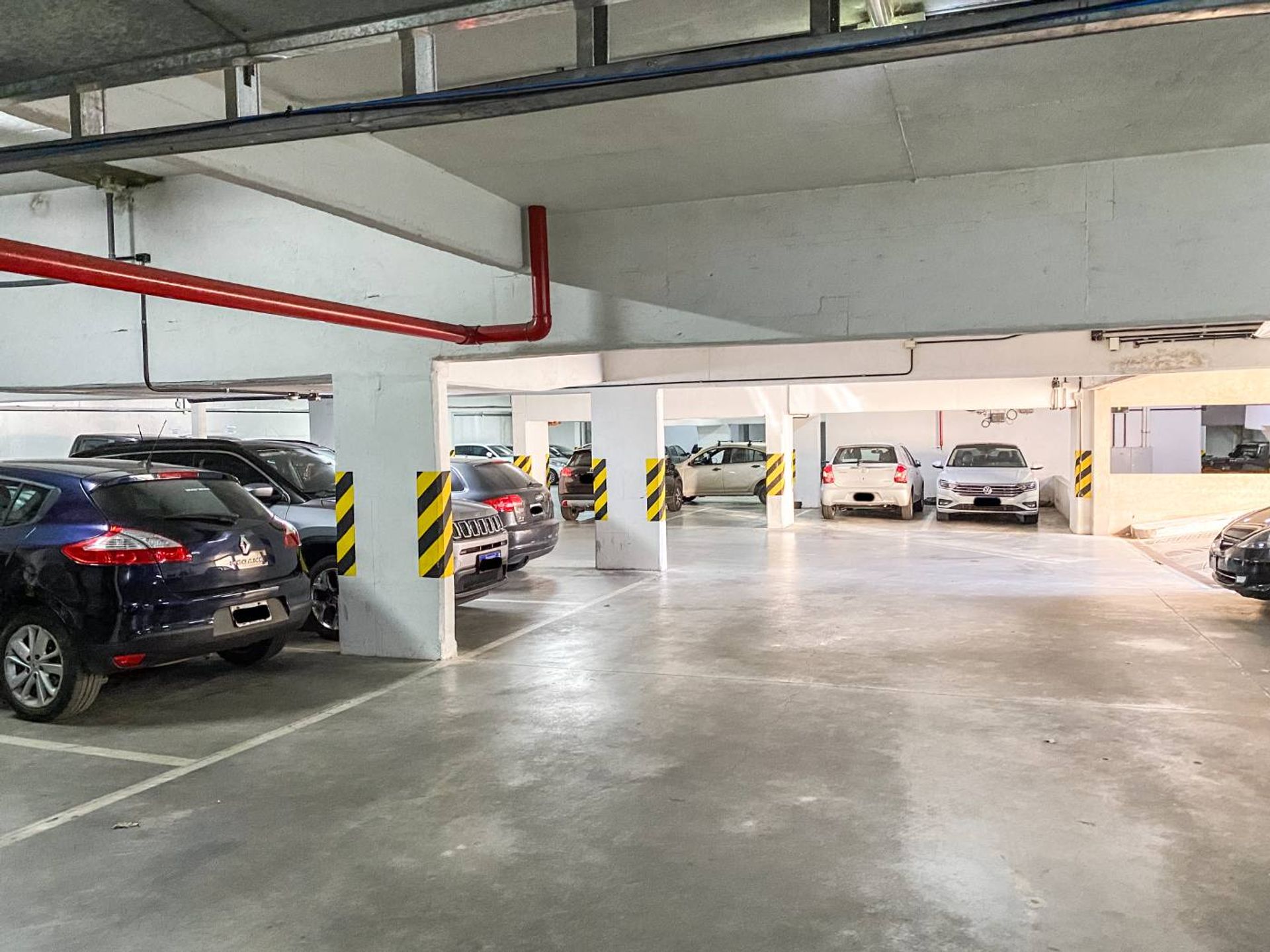 Dos Ambientes Venta Beccar Piso Alto! Cochera