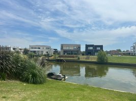 Lot for Sale by River Water, El Canal Villanueva Neighborhood