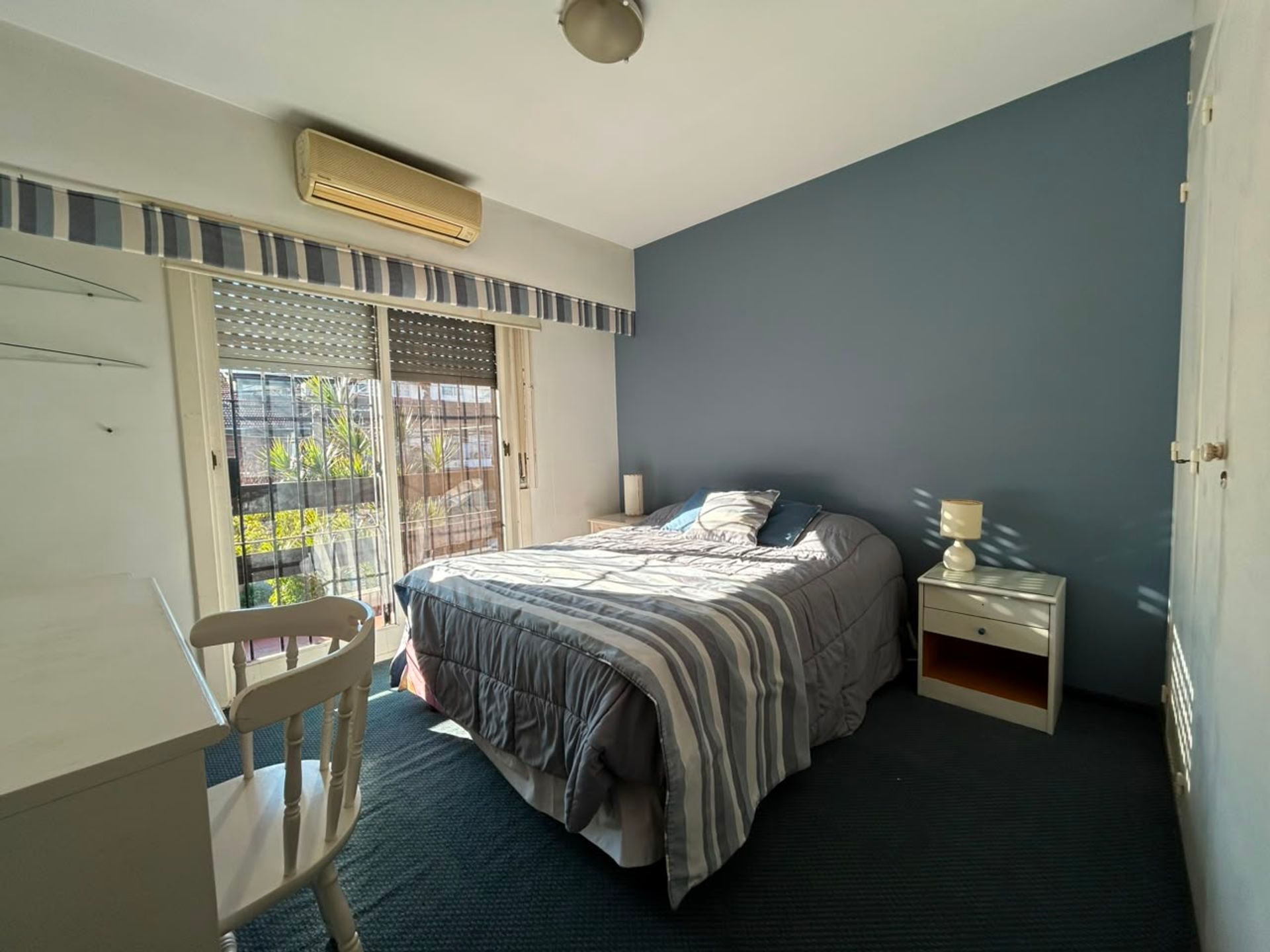 Triplex con patio, piscina, Apto Crédito