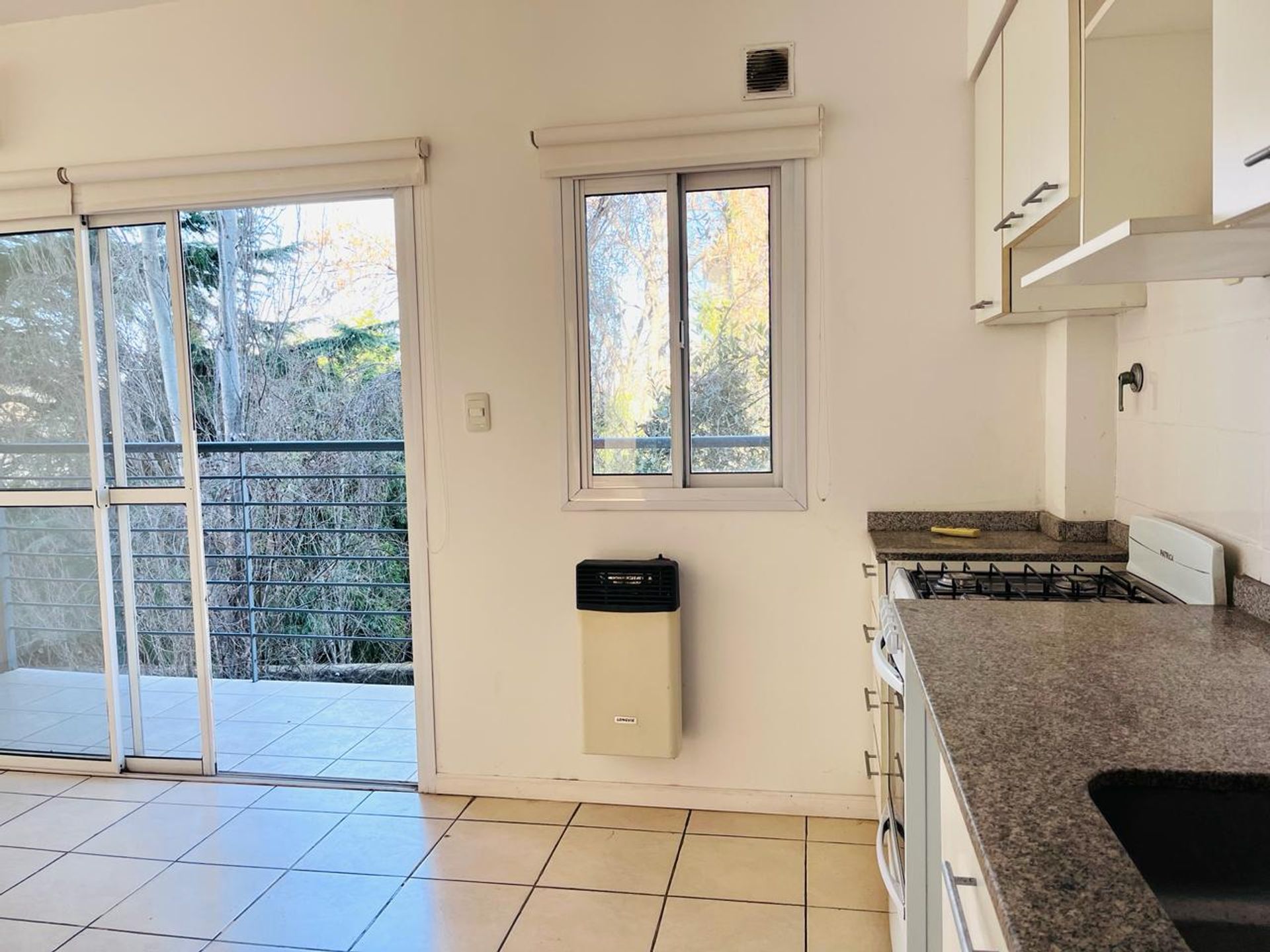 Venta Depto 2 Amb cochera + Balcon Victoria
