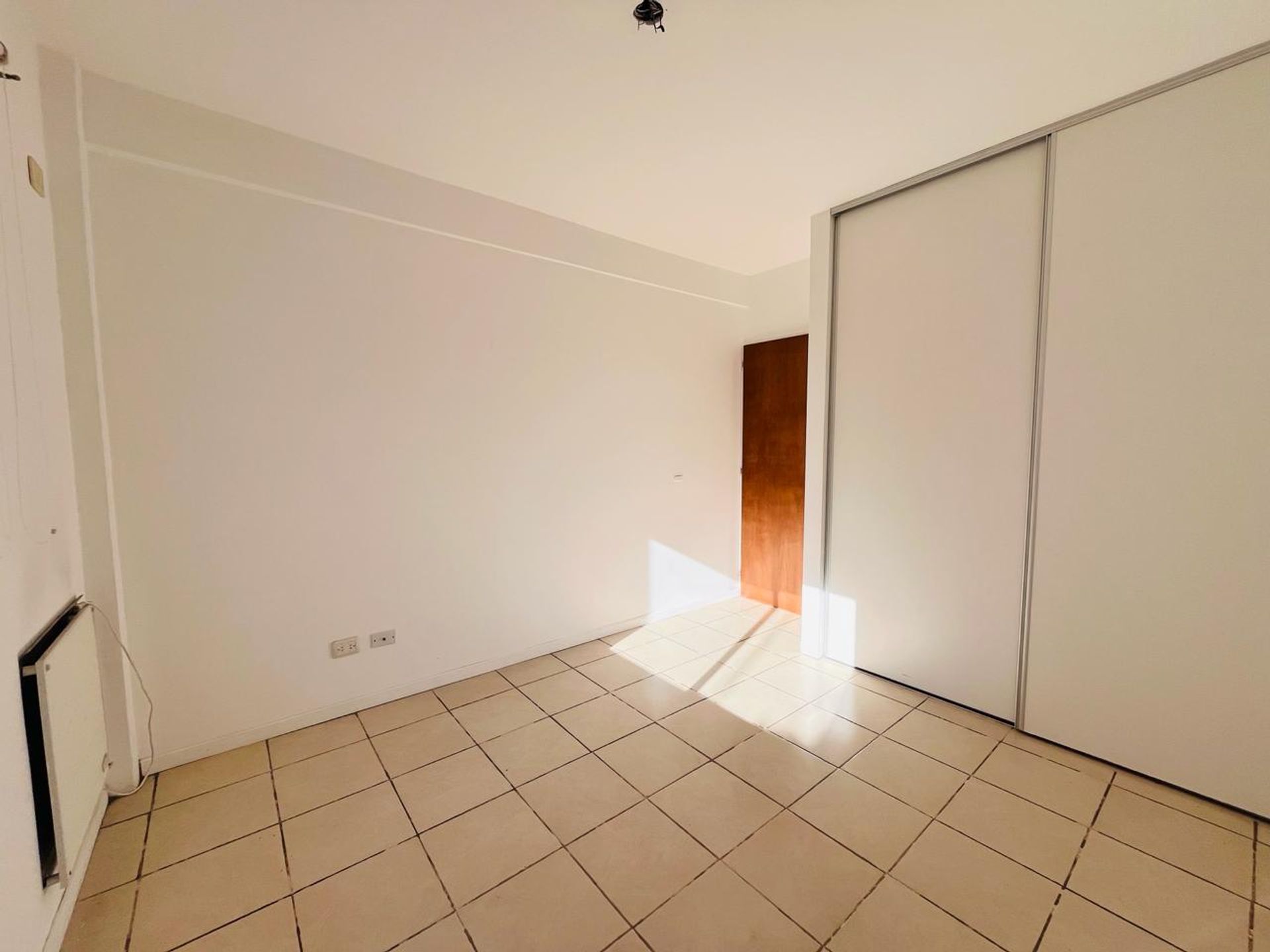 Venta Depto 2 Amb cochera + Balcon Victoria