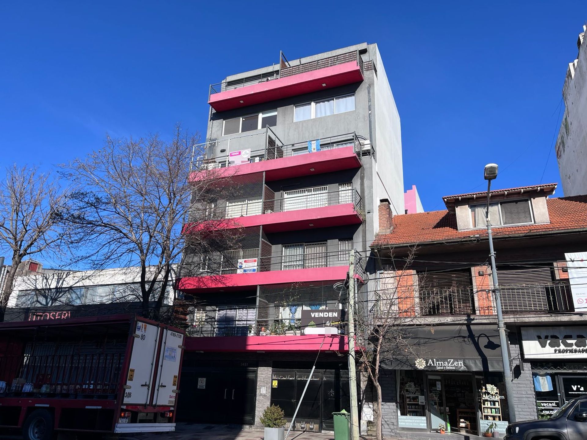 Venta Depto 2 Amb cochera + Balcon Victoria