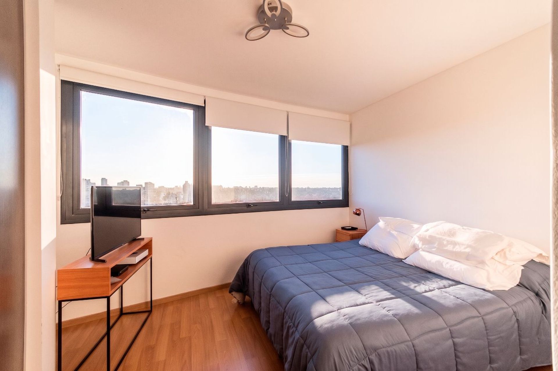 Departamento 3 Ambientes Venta La Lucila Cochera