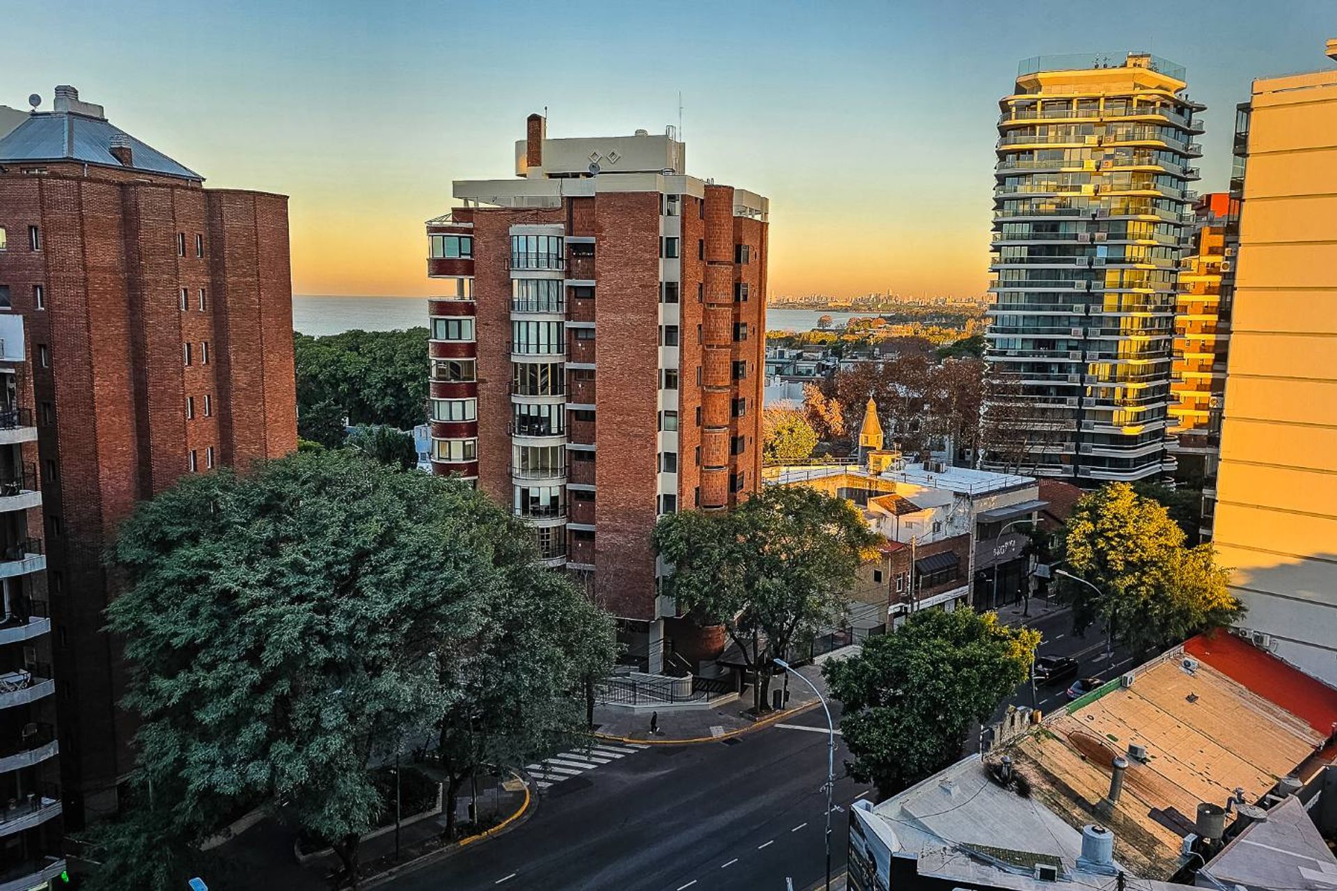 Departamento 3 Ambientes Venta La Lucila Cochera