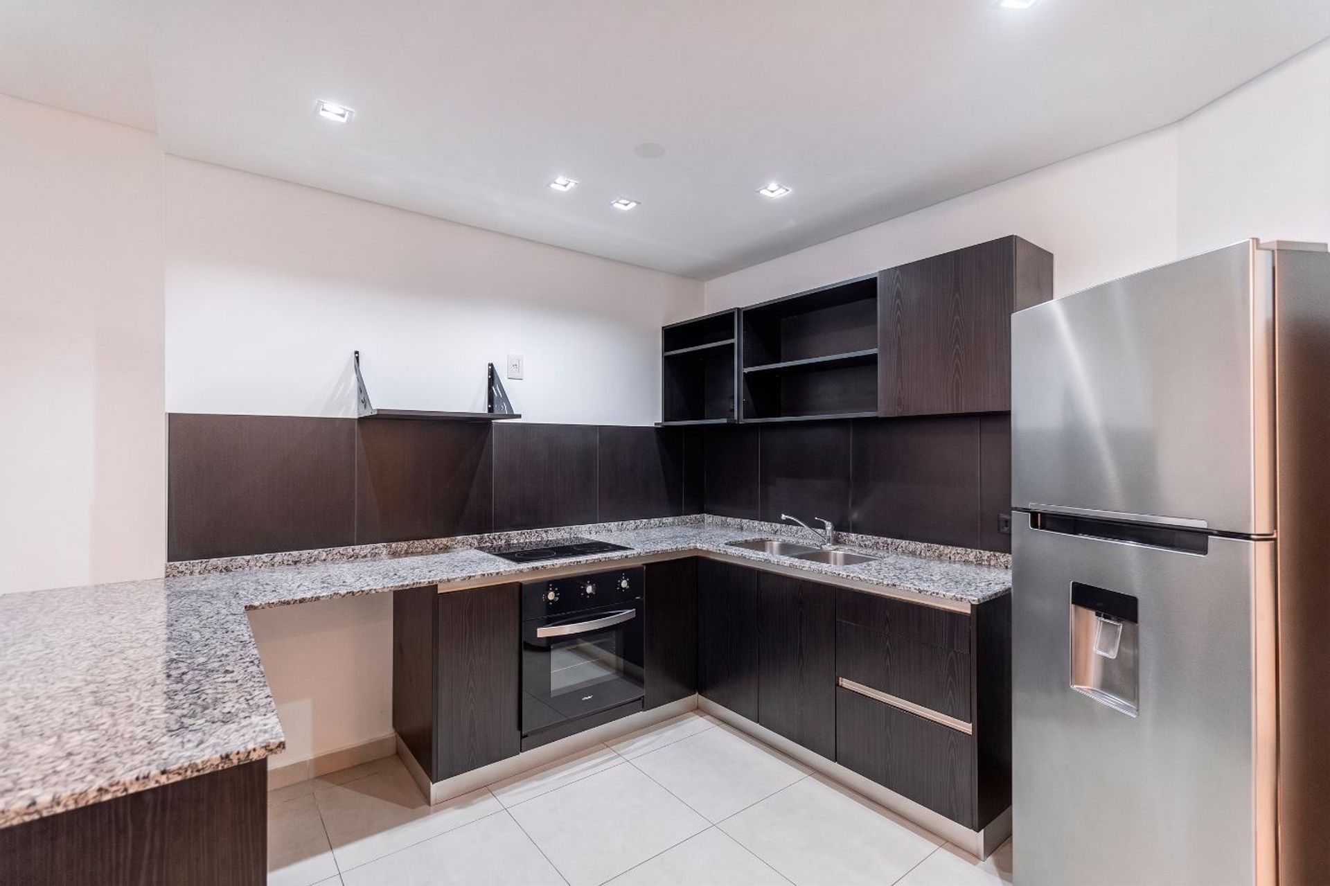 Departamento 3 Ambientes Venta La Lucila Cochera