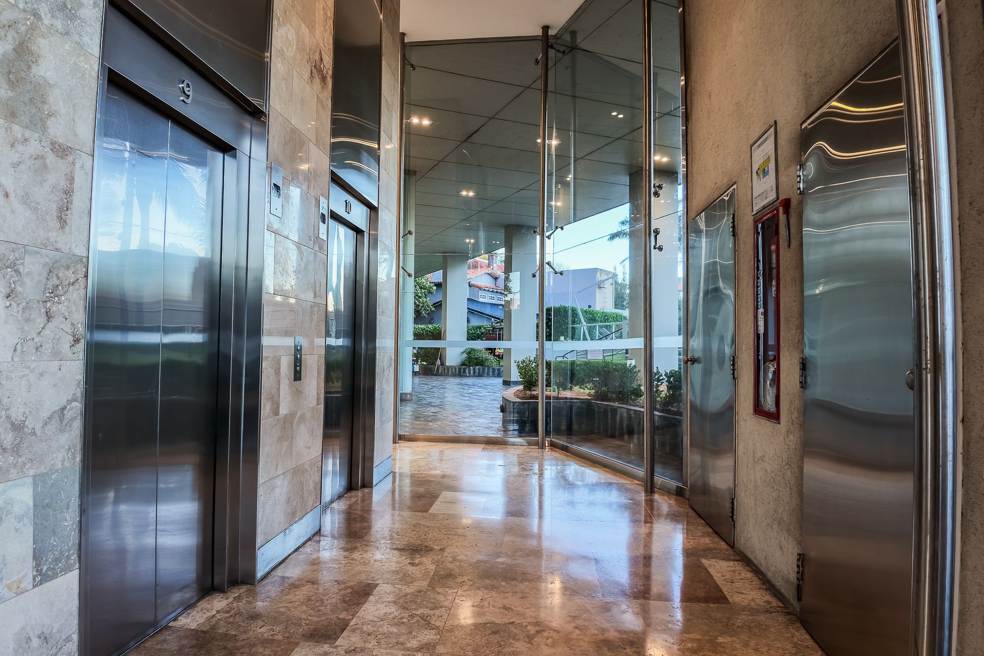 Departamento 3 Ambientes Venta La Lucila Cochera