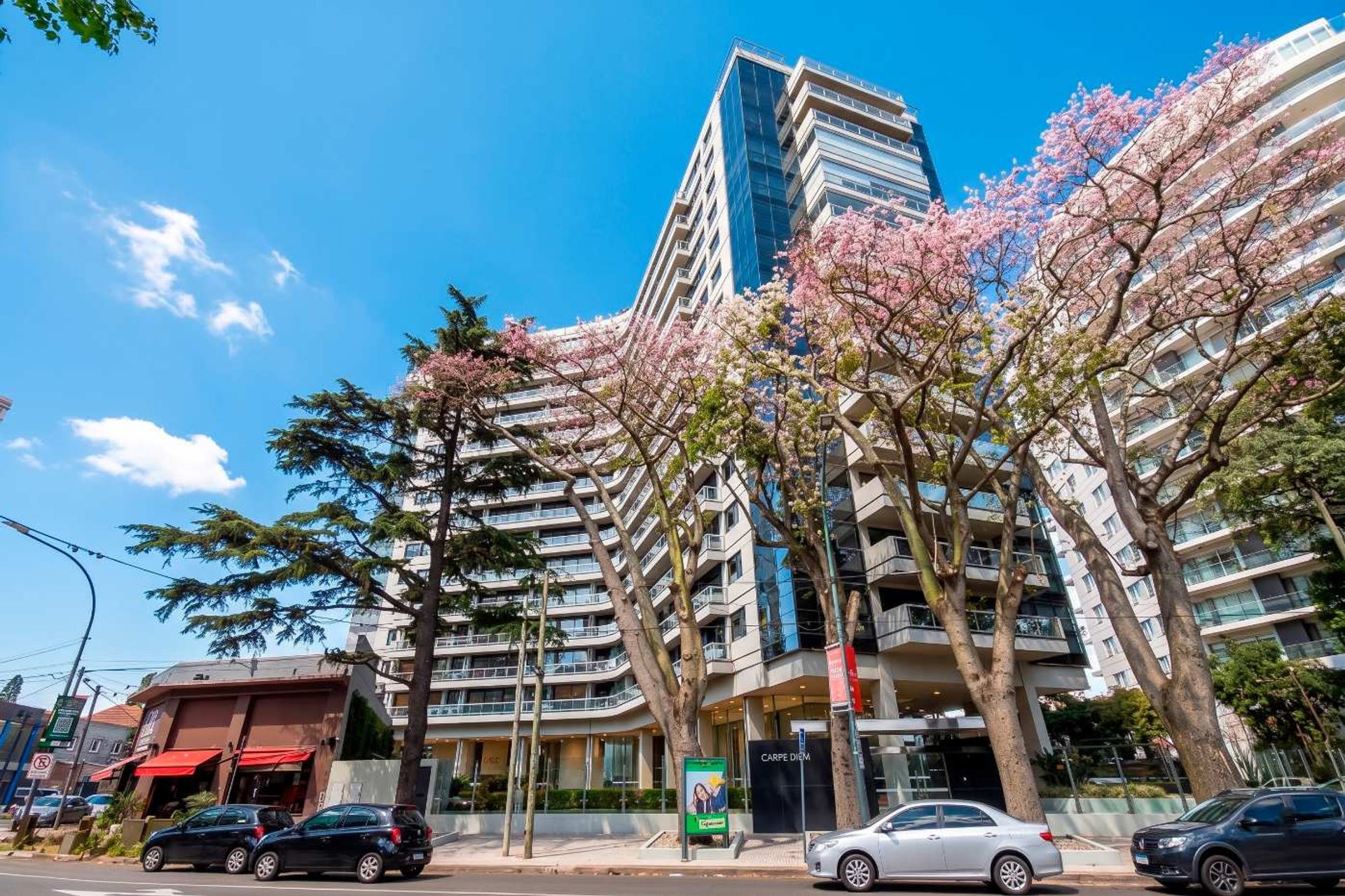 Departamento 3 Ambientes Venta La Lucila Cochera