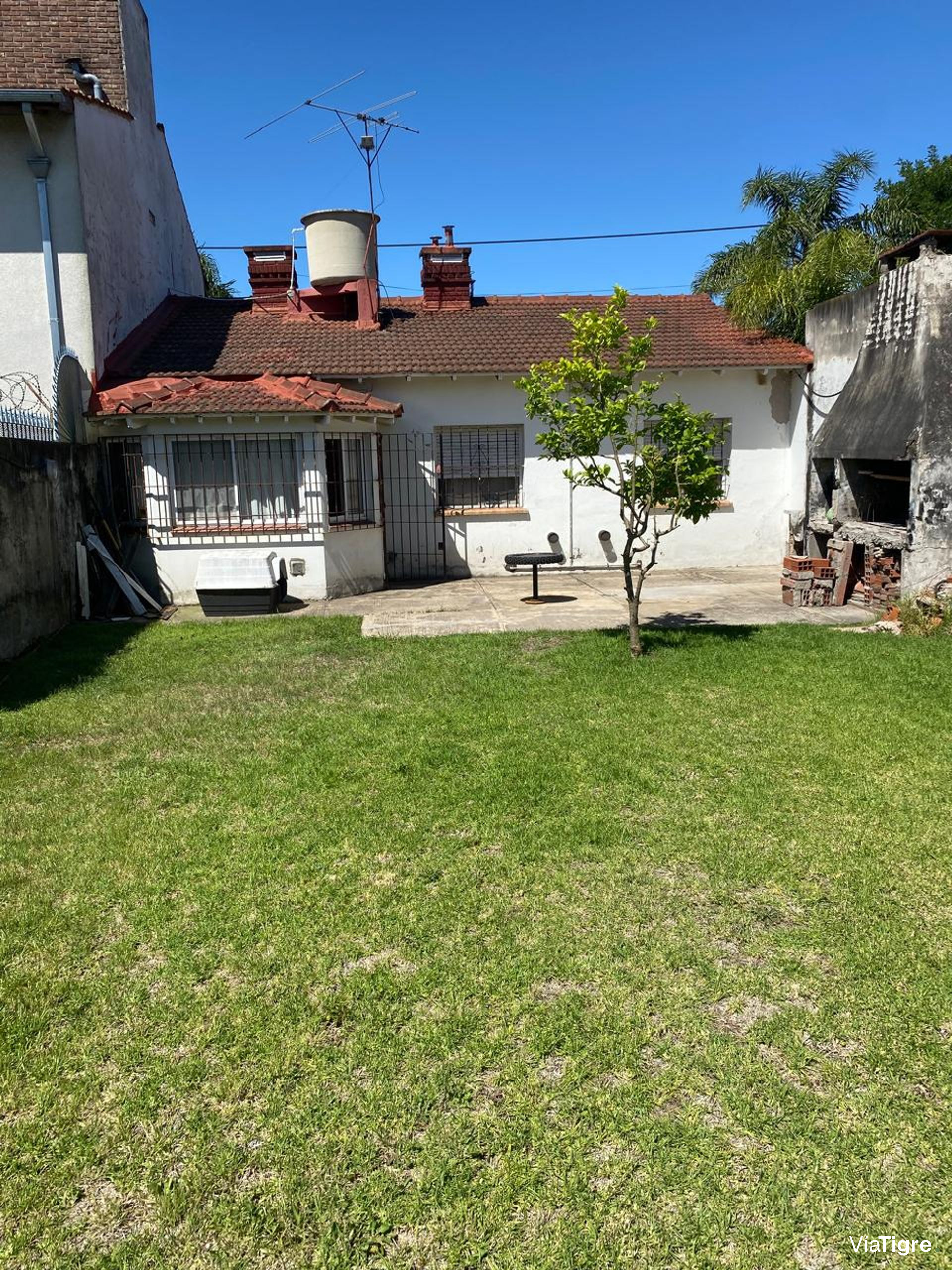 Venta Casa 4 Ambientes En Beccar Con Cochera