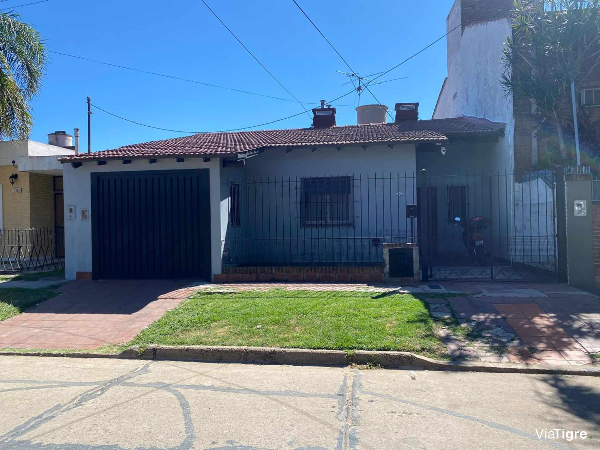 Venta Casa 4 Ambientes En Beccar Con Cochera
