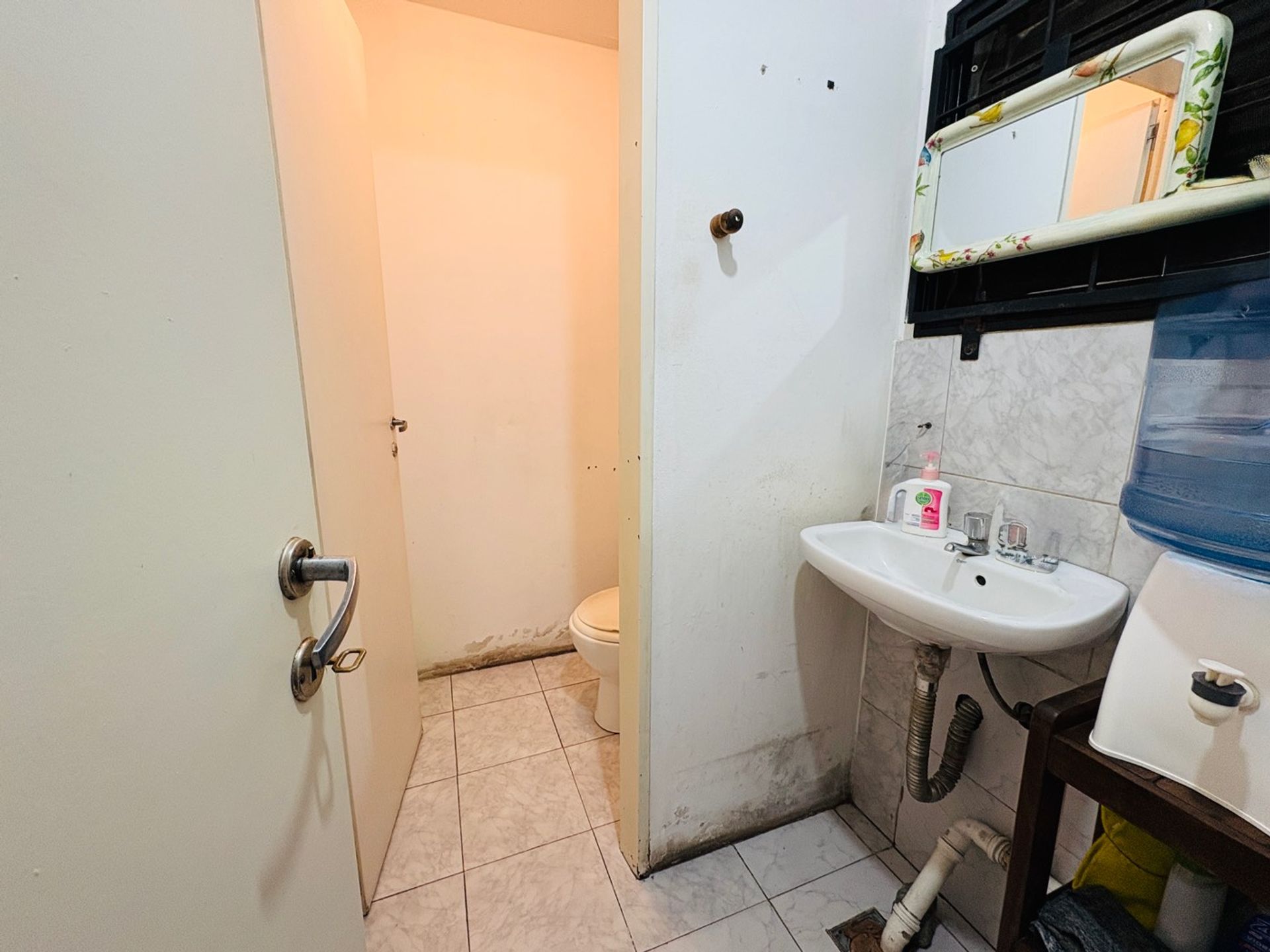 Alquiler Local Comercial Con Cochera