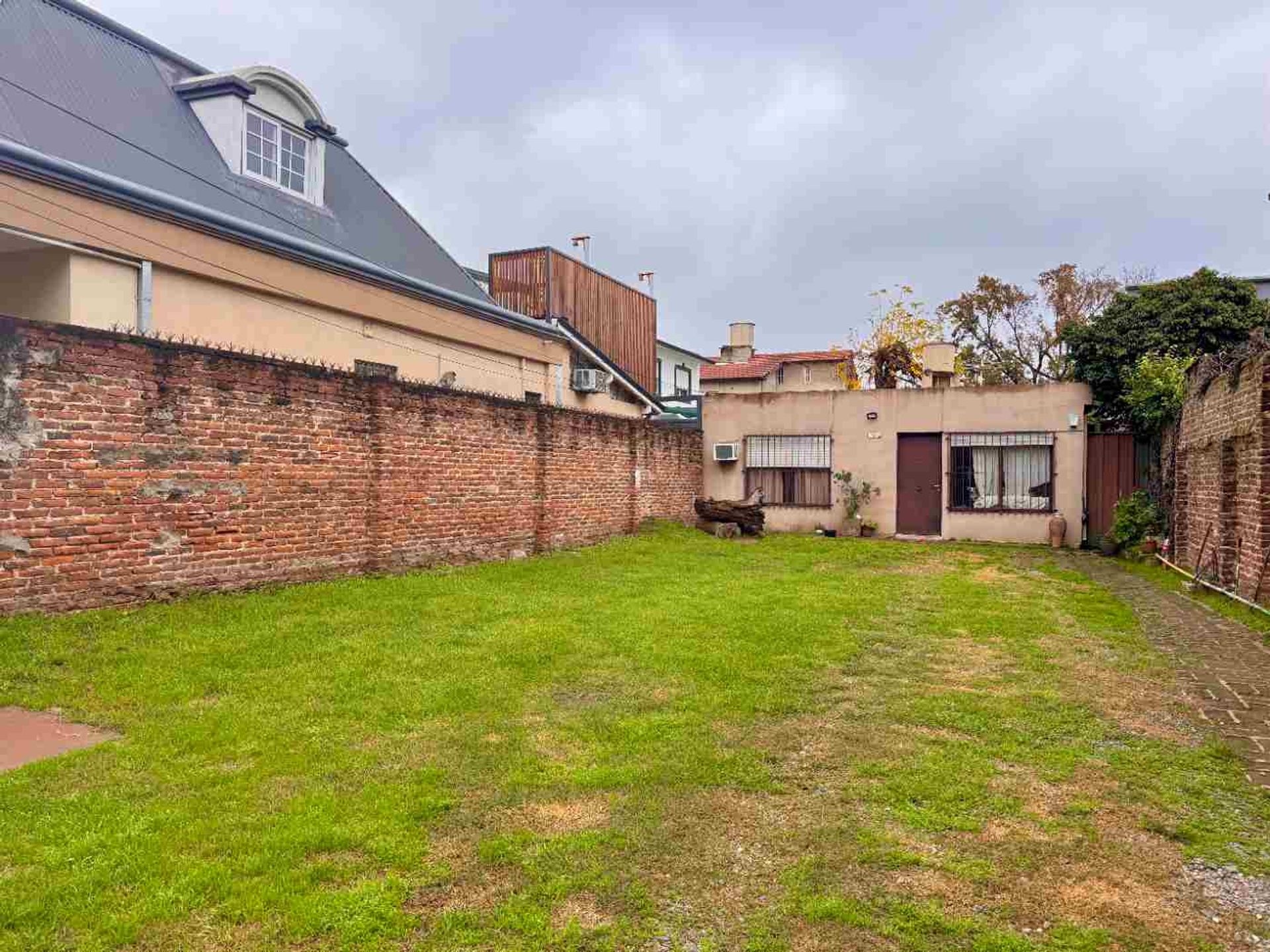 Casa 4 Amb en lindisimo terreno 320mts