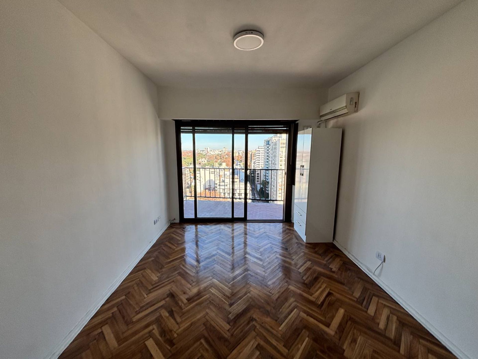 Alquiler Monoambiente Con Balcon Olivos Puerto