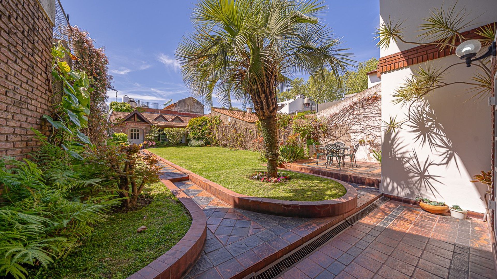 Impecable Casa 250 M2 6 Ambientes Florida