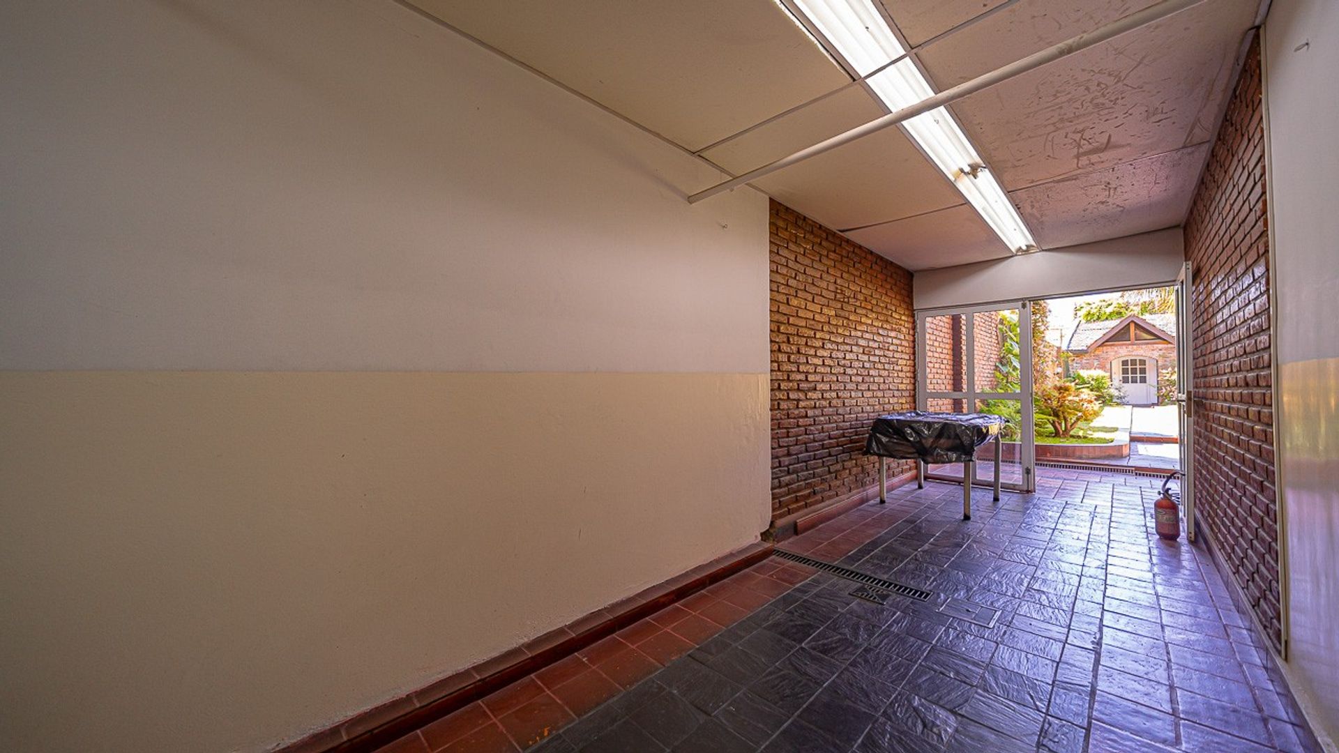 Impecable Casa 250 M2 6 Ambientes Florida