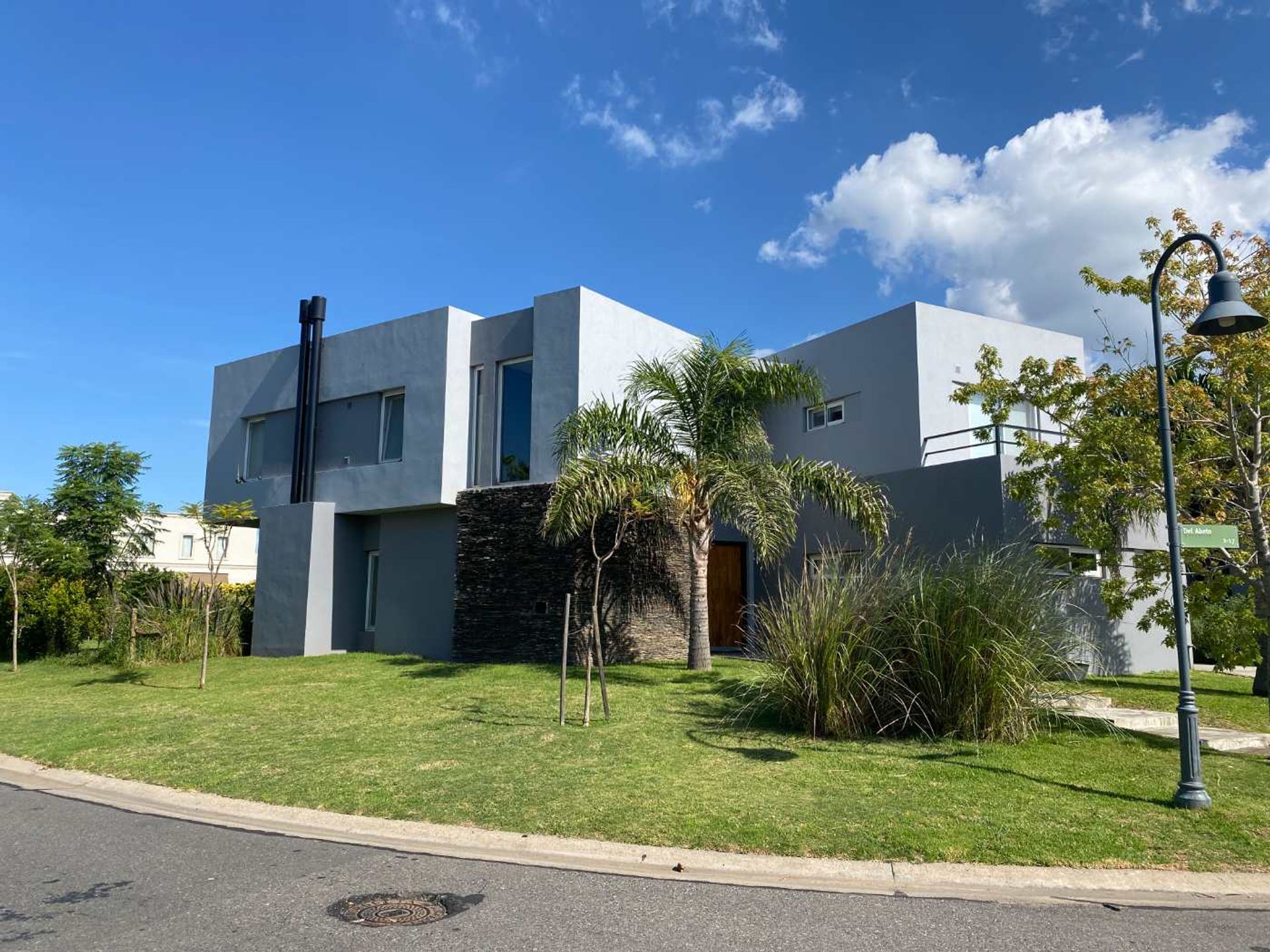 Venta Casa 4 Ambientes + Desp Los Alisos Nordelta