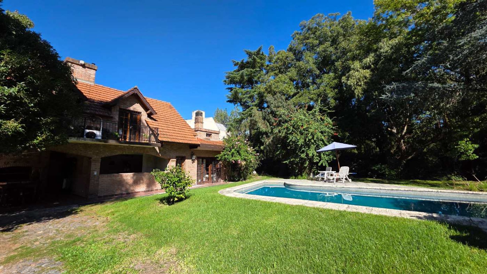 CASA VENTA BARRIO BELLO HORIZONTE TIGRE 4 amb