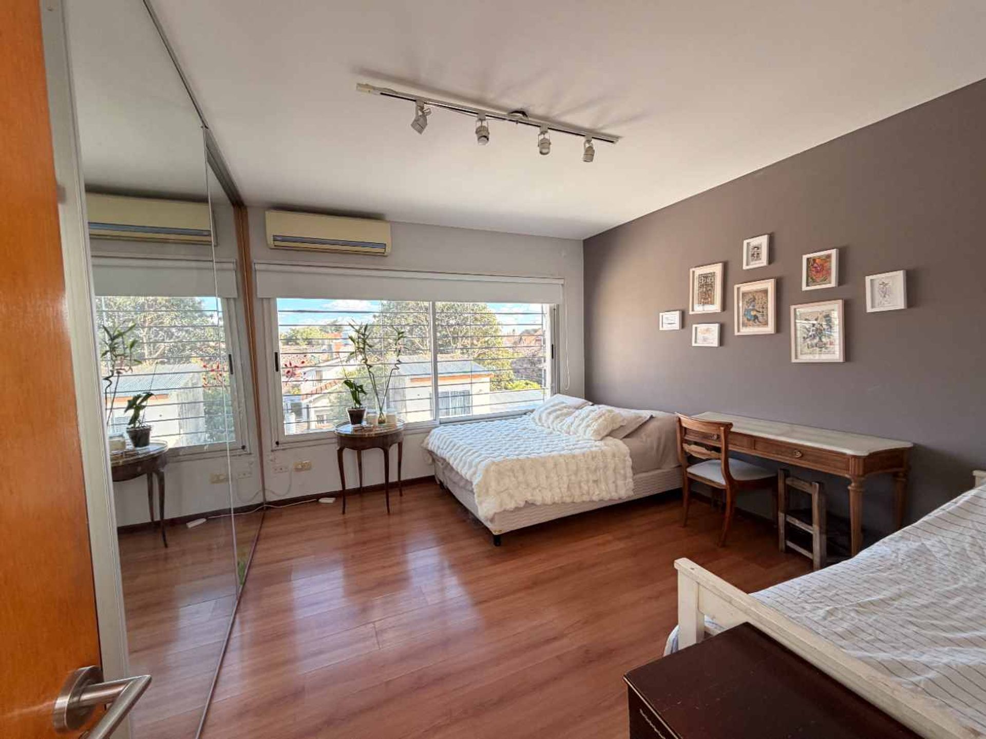 Triplex 4 Ambientes En Venta Martinez Con Pileta