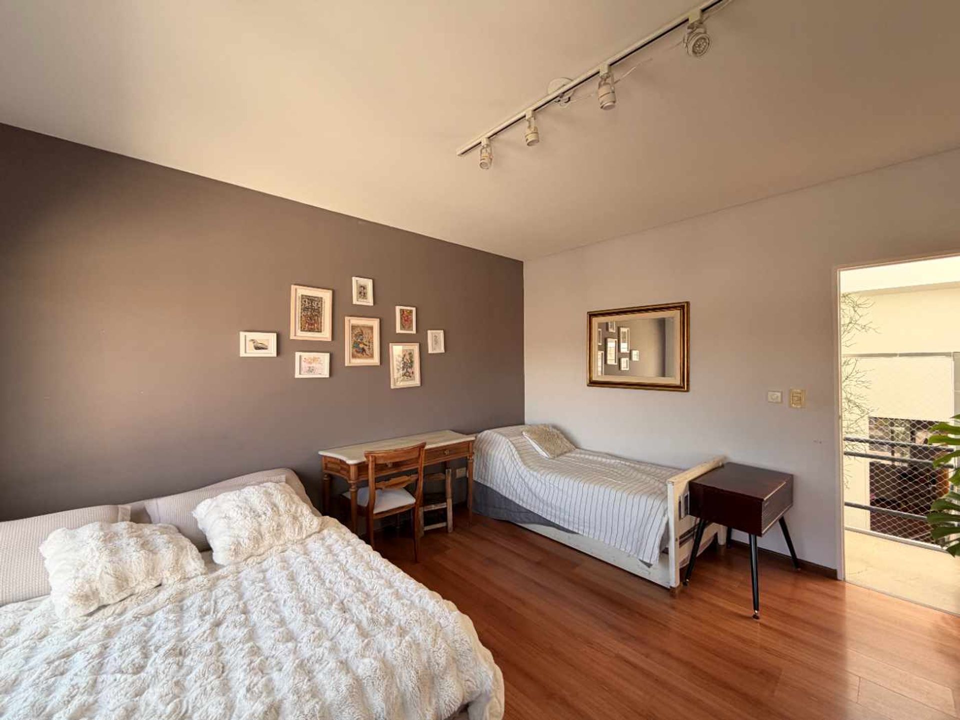 Triplex 4 Ambientes En Venta Martinez Con Pileta