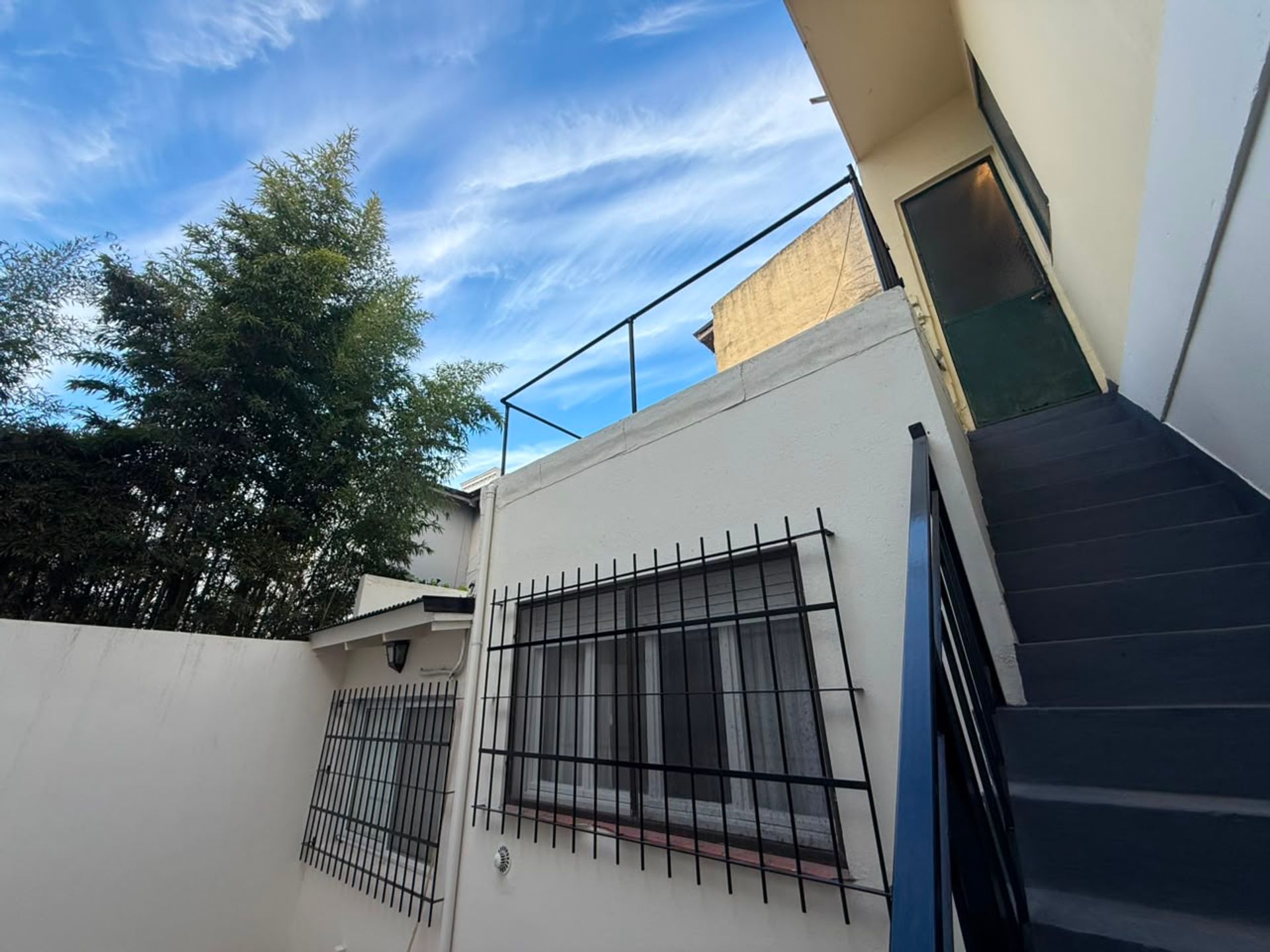 Alquiler Ph 3 Amb C Patio Y Parrilla En El Bajo Si