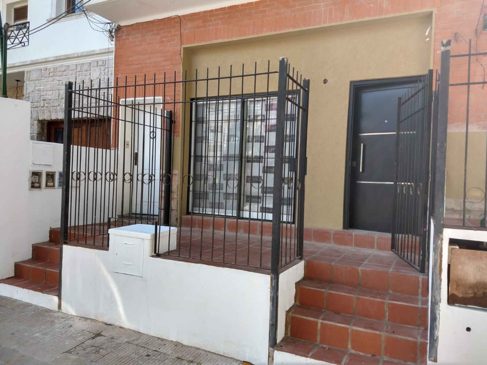 Alquiler de PH monoambiente Bajo de San Isidro