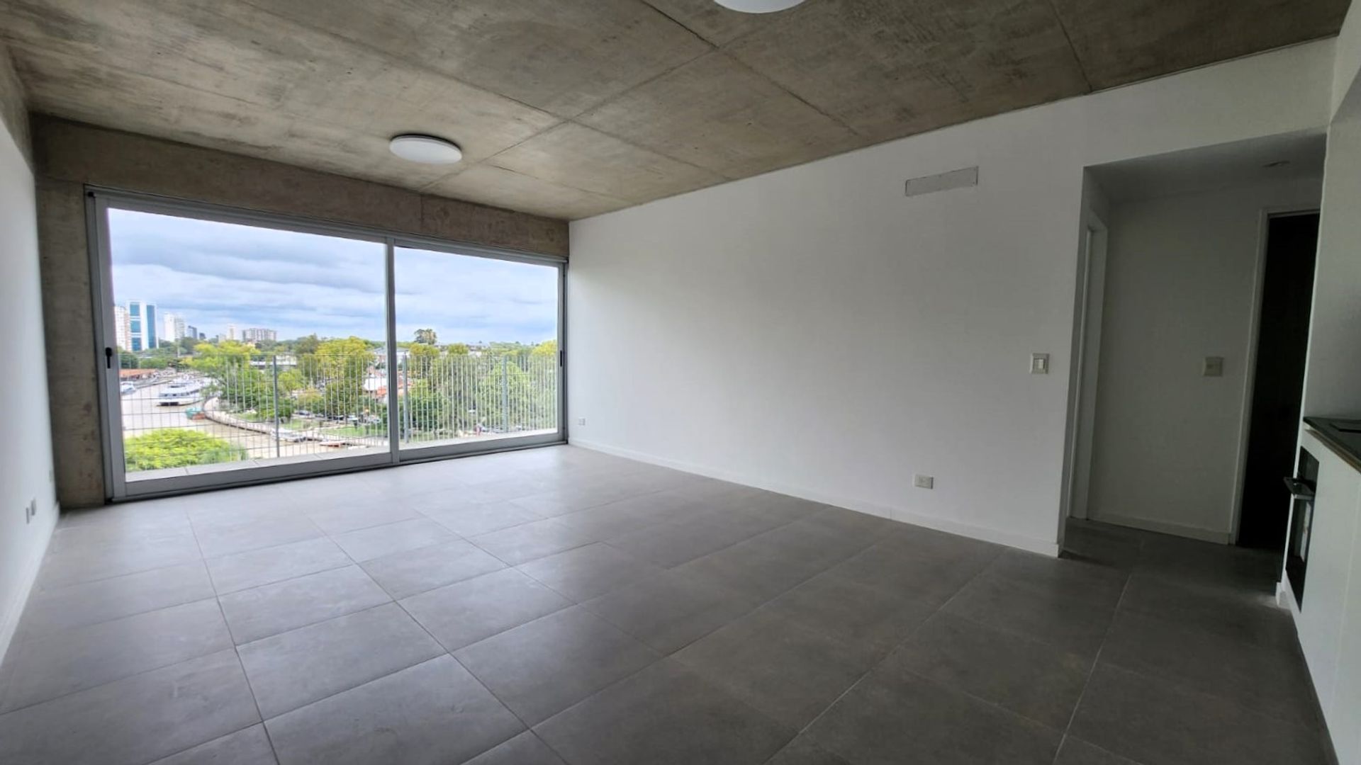 2 ambientes con terraza y cochera ALQUILER TIGRE