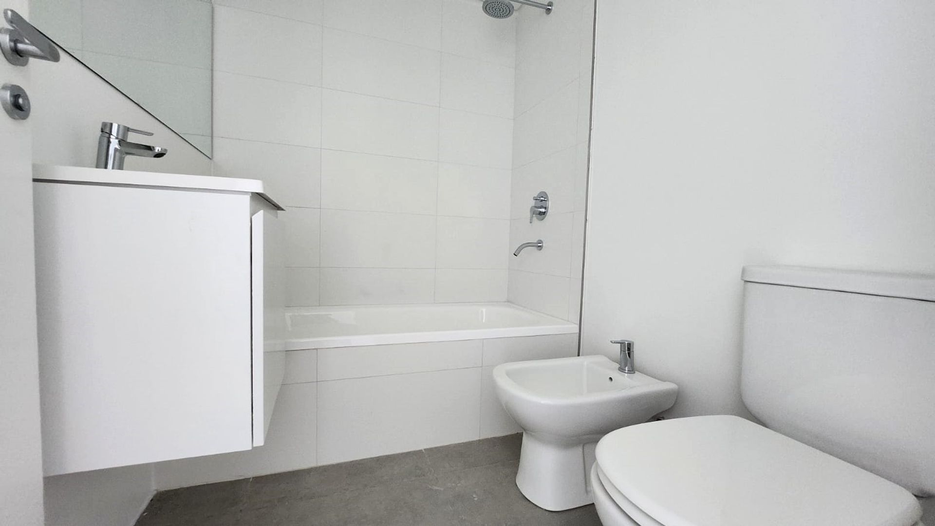 2 ambientes con terraza y cochera ALQUILER TIGRE