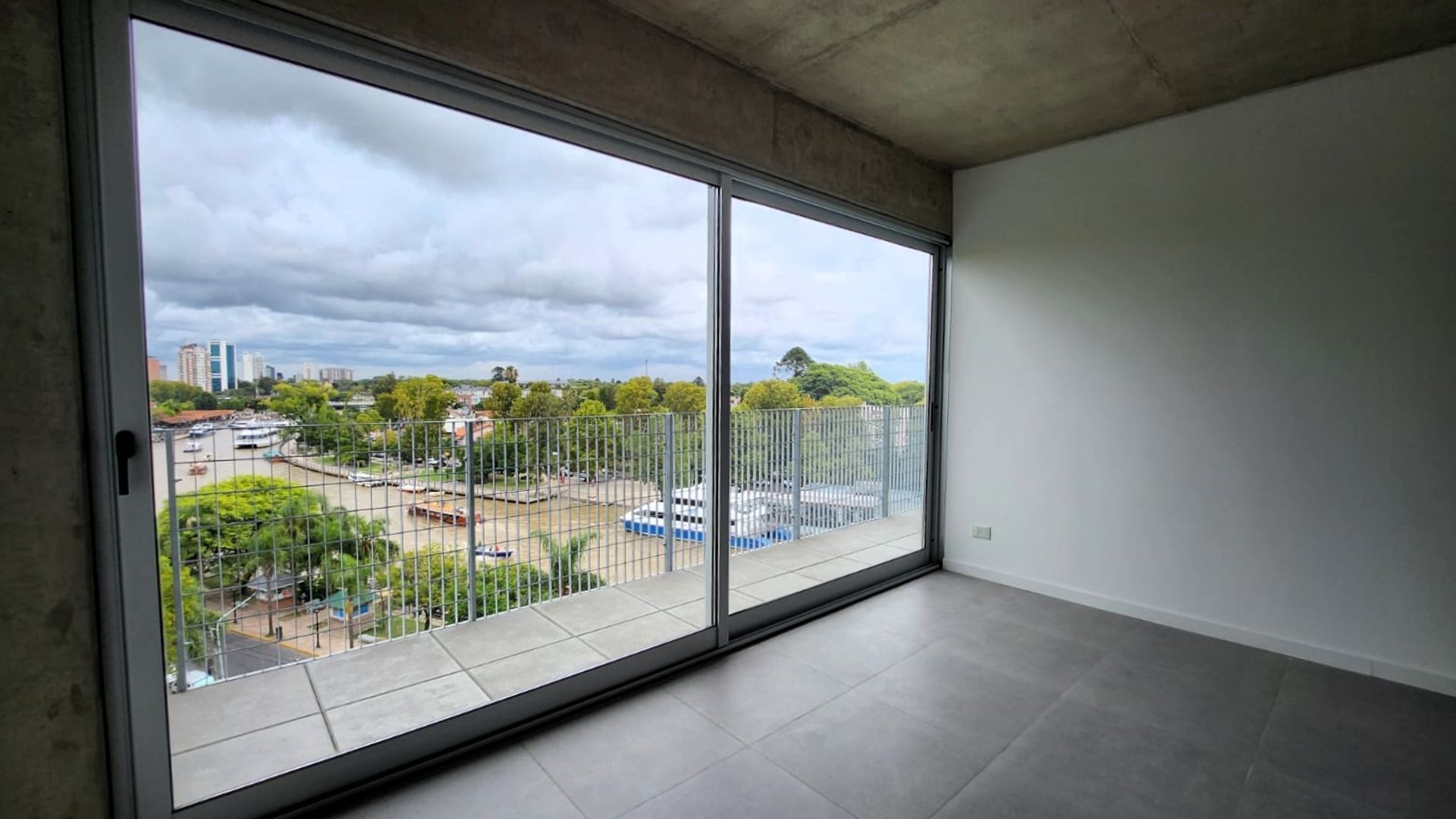 2 ambientes con terraza y cochera ALQUILER TIGRE
