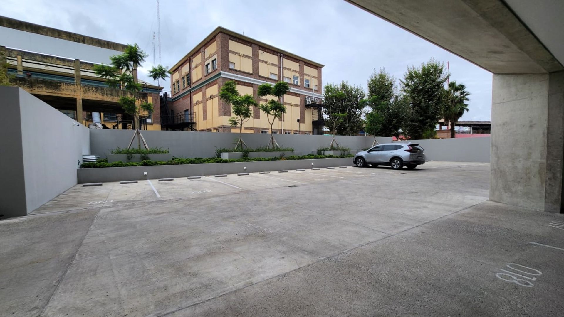 2 ambientes con terraza y cochera ALQUILER TIGRE