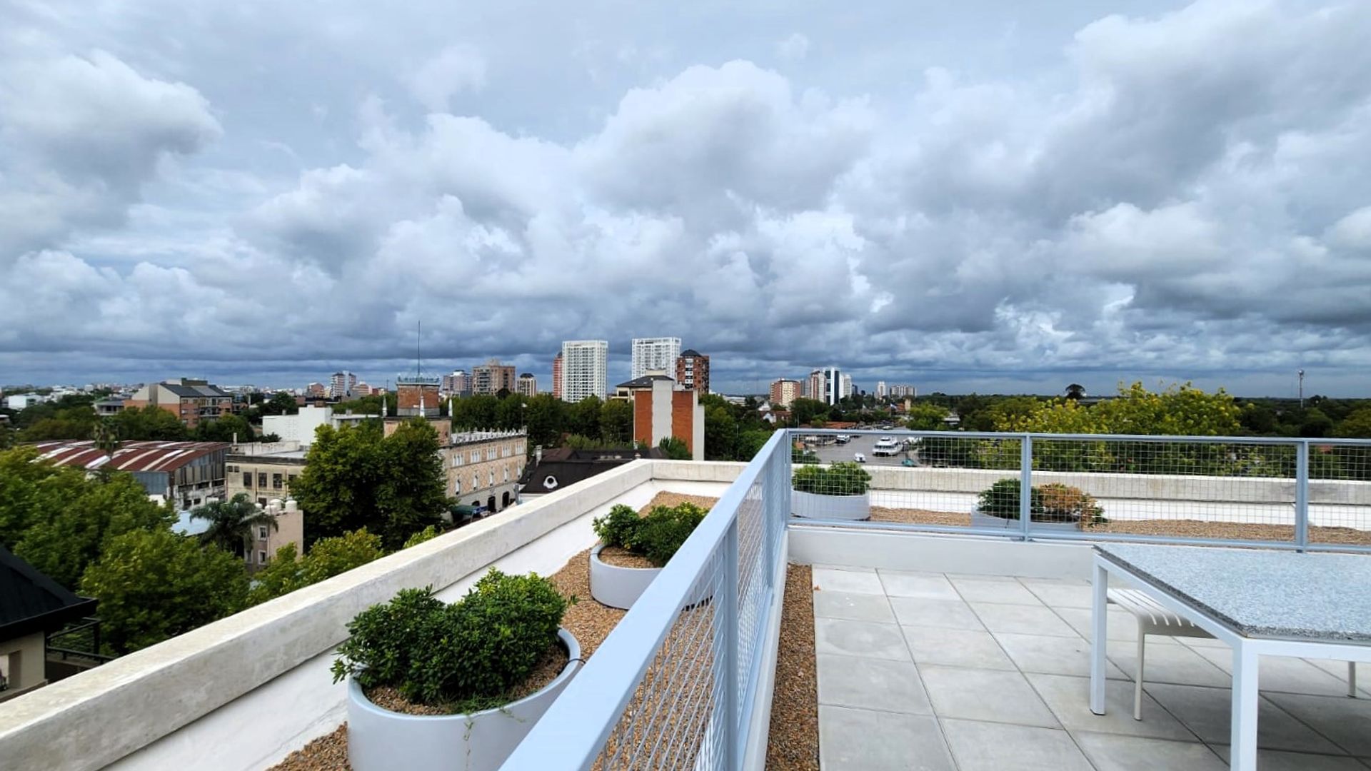 2 ambientes con terraza y cochera ALQUILER TIGRE