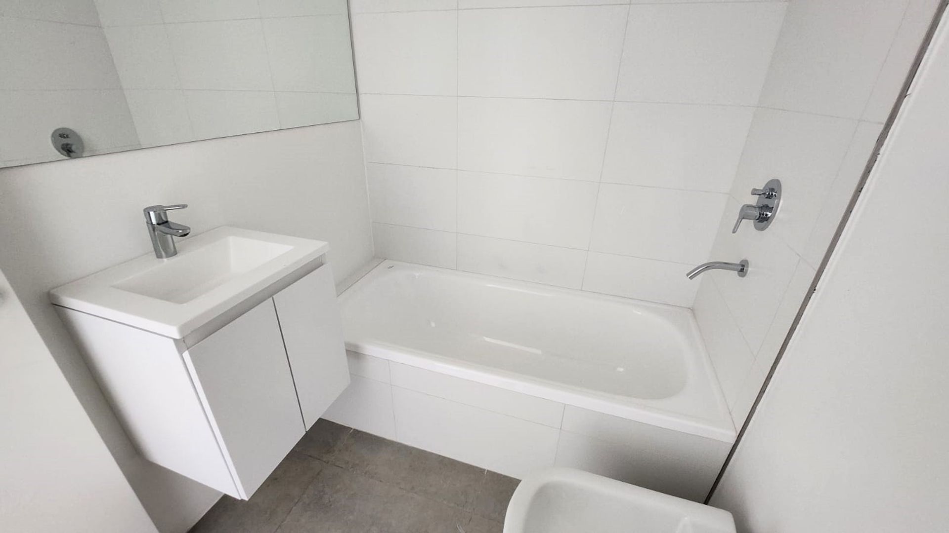 2 ambientes con terraza y cochera ALQUILER TIGRE