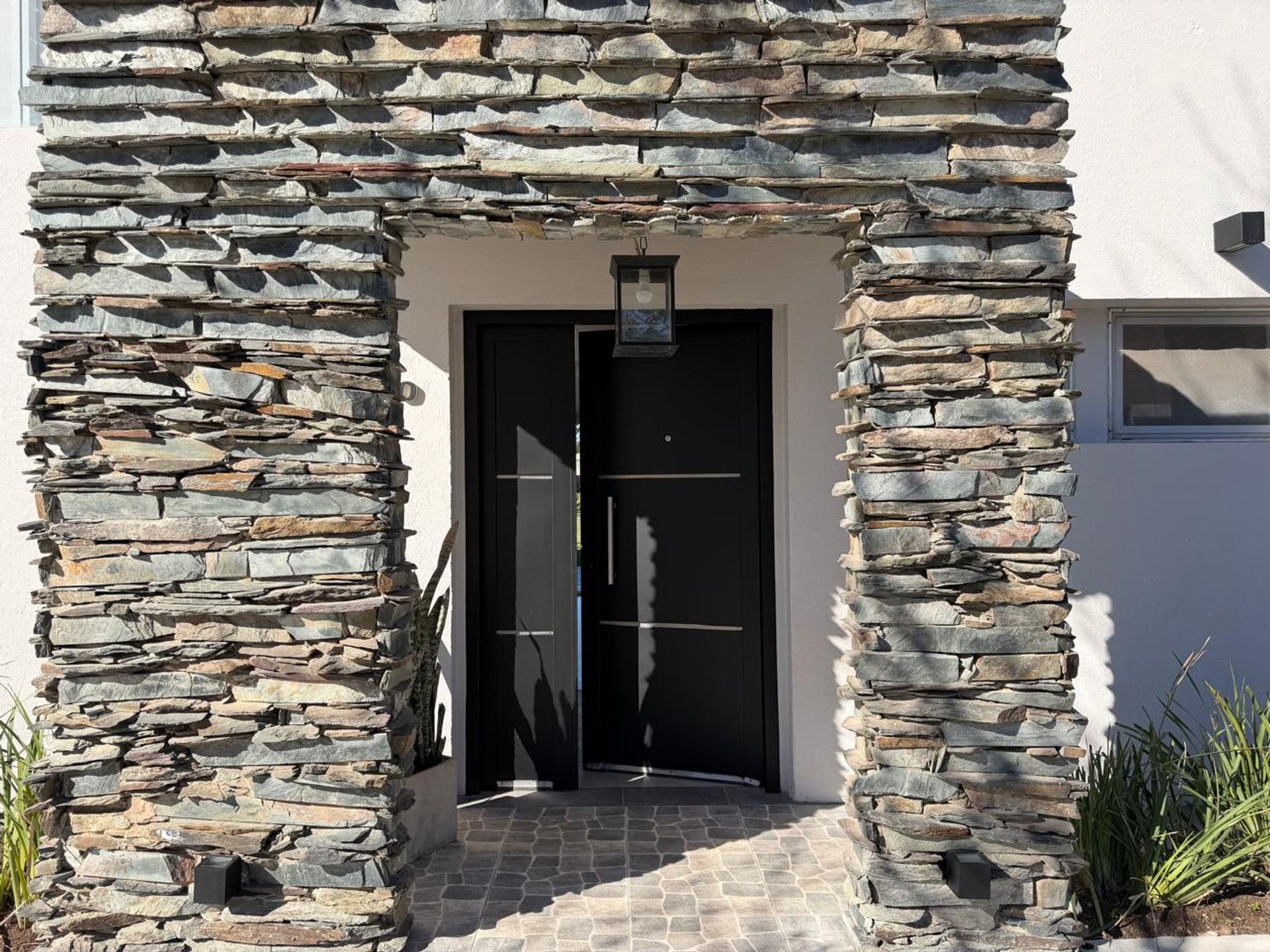 Venta Casa 6 Amb /Pileta B° San Marcos Villanueva