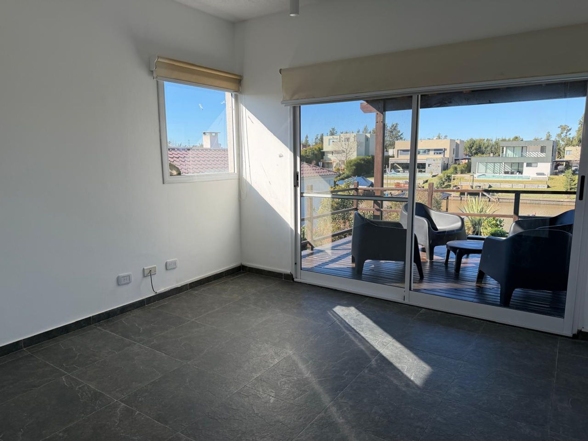 Venta Casa 6 Amb /Pileta B° San Marcos Villanueva