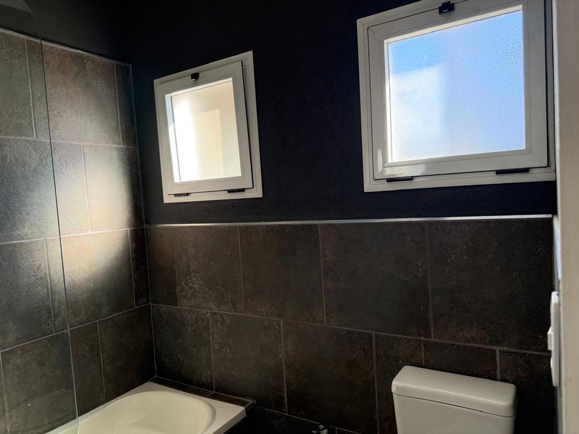 Venta Casa 6 Amb /Pileta B° San Marcos Villanueva