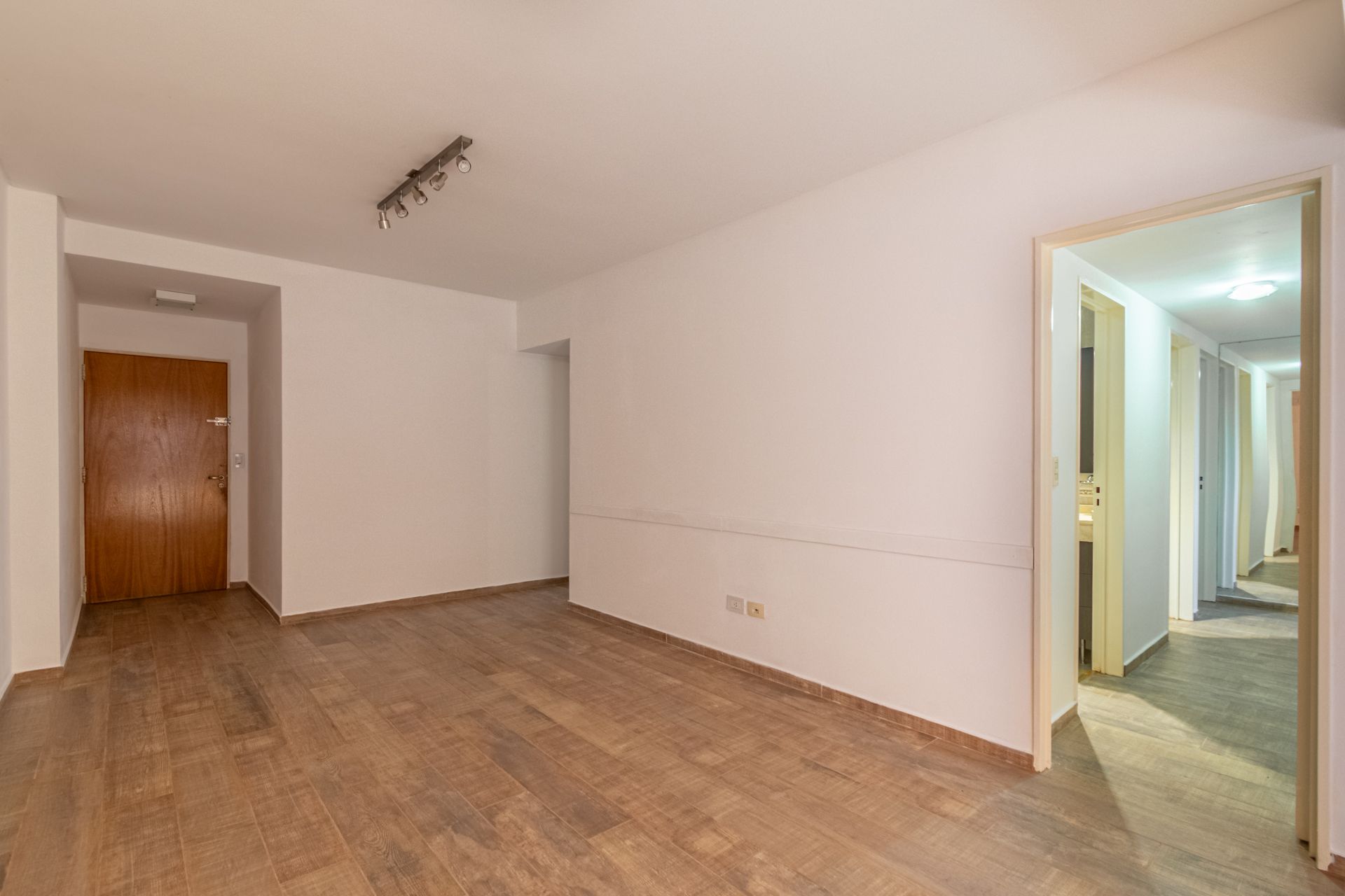 Depto 4 Amb Alquiler Cochera Balcon Y Amenities