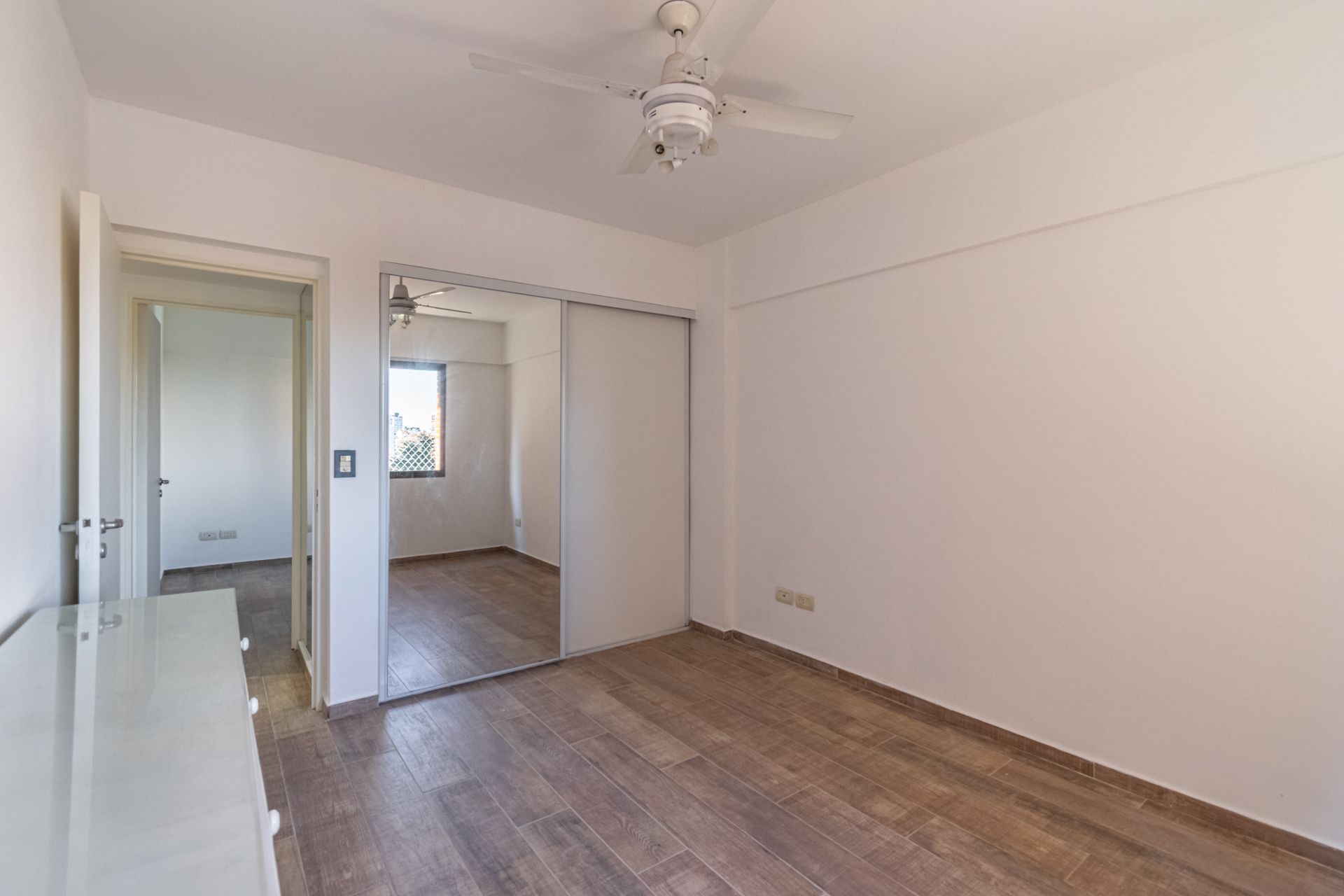 Depto 4 Amb Alquiler Cochera Balcon Y Amenities