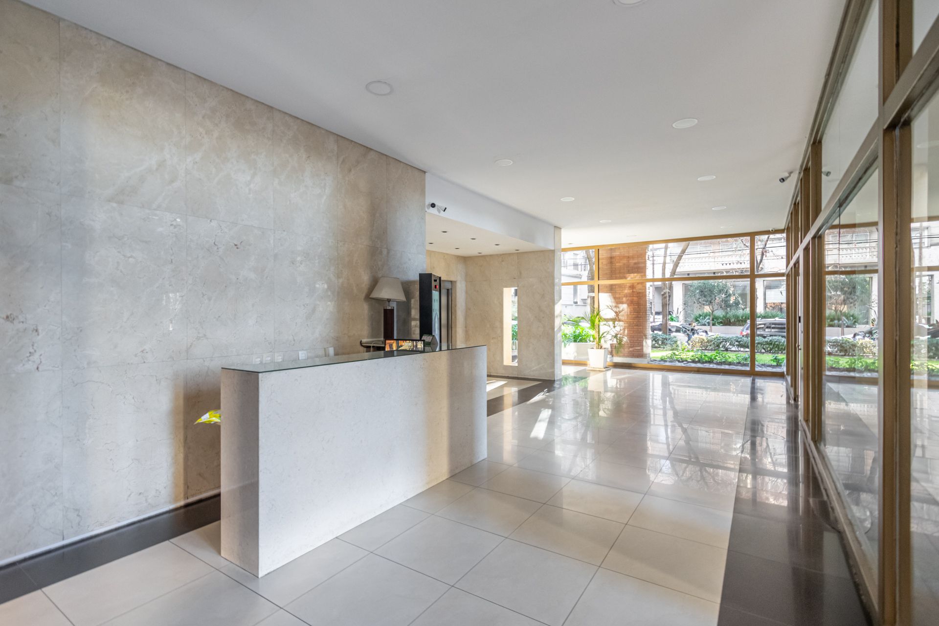 Depto 4 Amb Alquiler Cochera Balcon Y Amenities