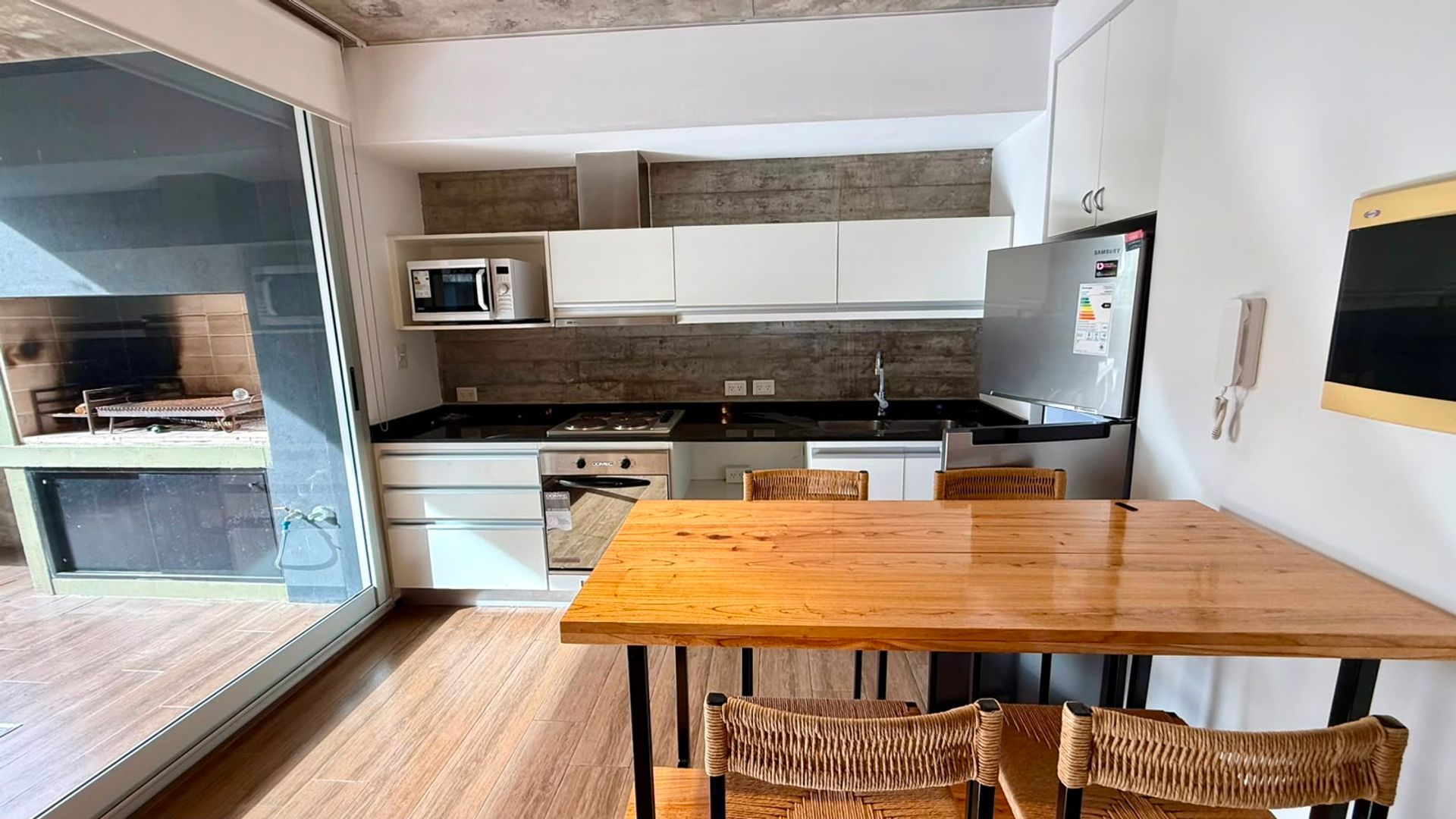 Venta 5 Amb. Om Punta Chica Con Cochera