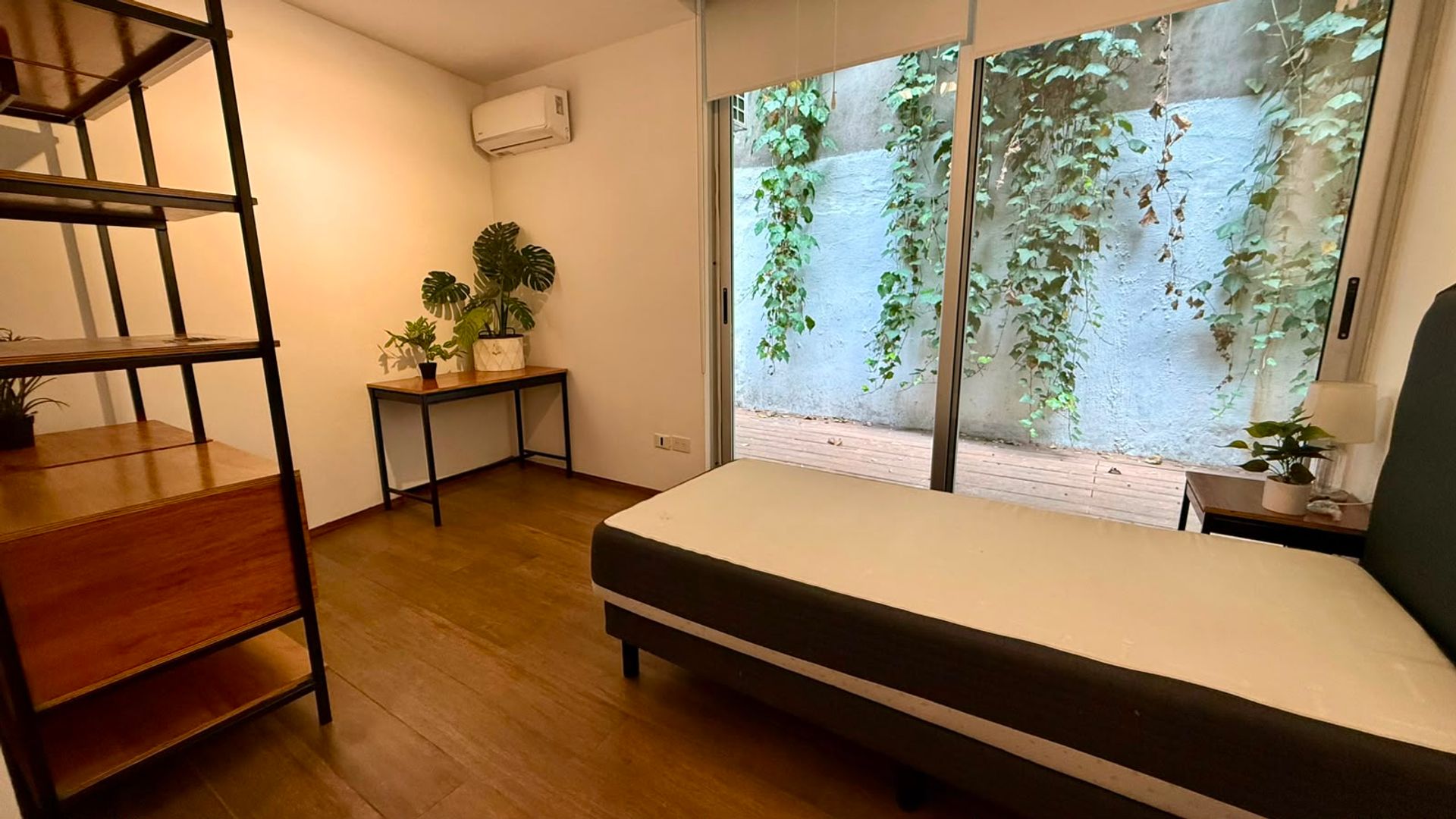 Venta 5 Amb. Om Punta Chica Con Cochera