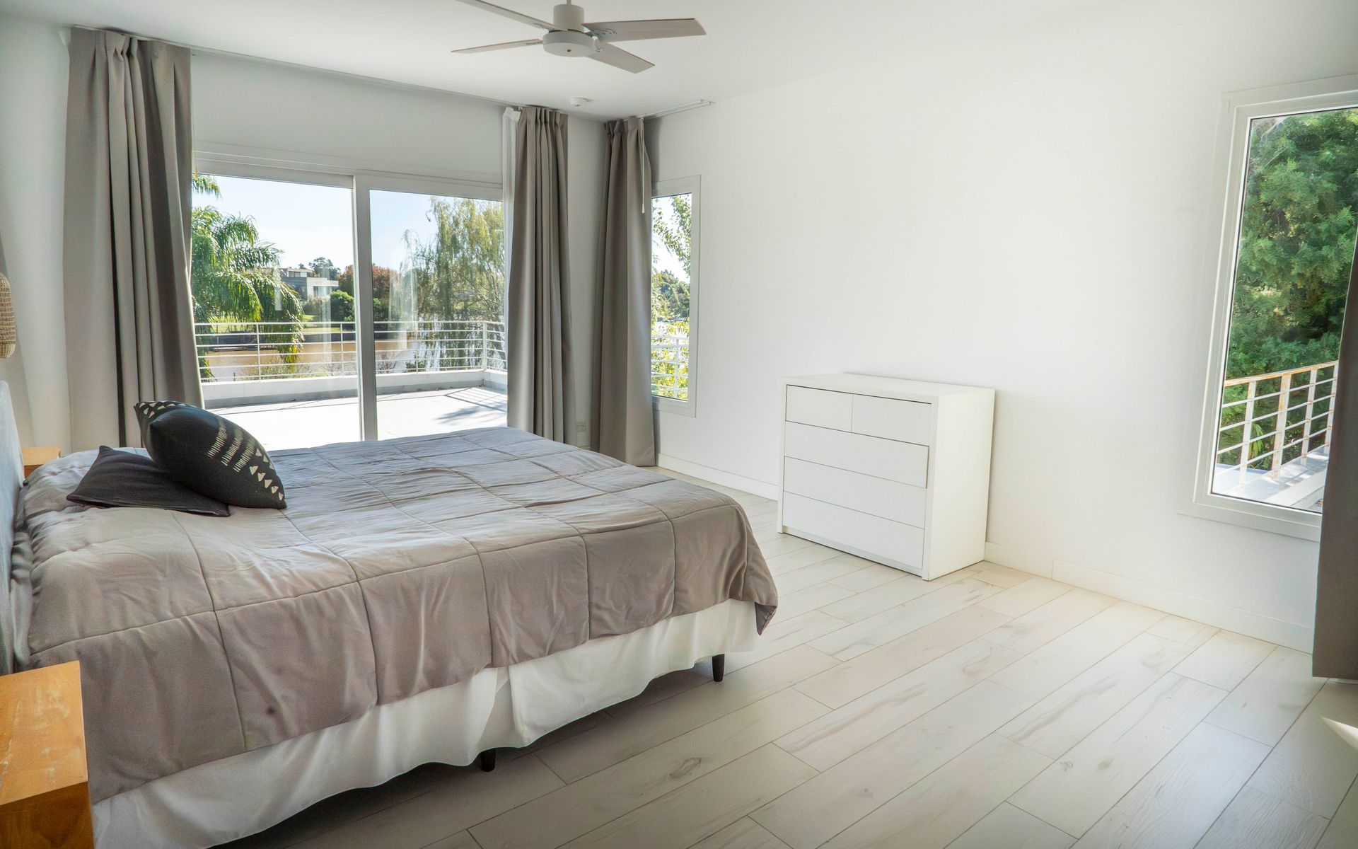 Venta casa 5 amb al Rio Santa Catalina Villanueva