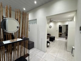 Commercial Zoning Lot for Sale Av Benavidez 500 m²