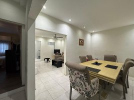 Commercial Zoning Lot for Sale Av Benavidez 500 m²