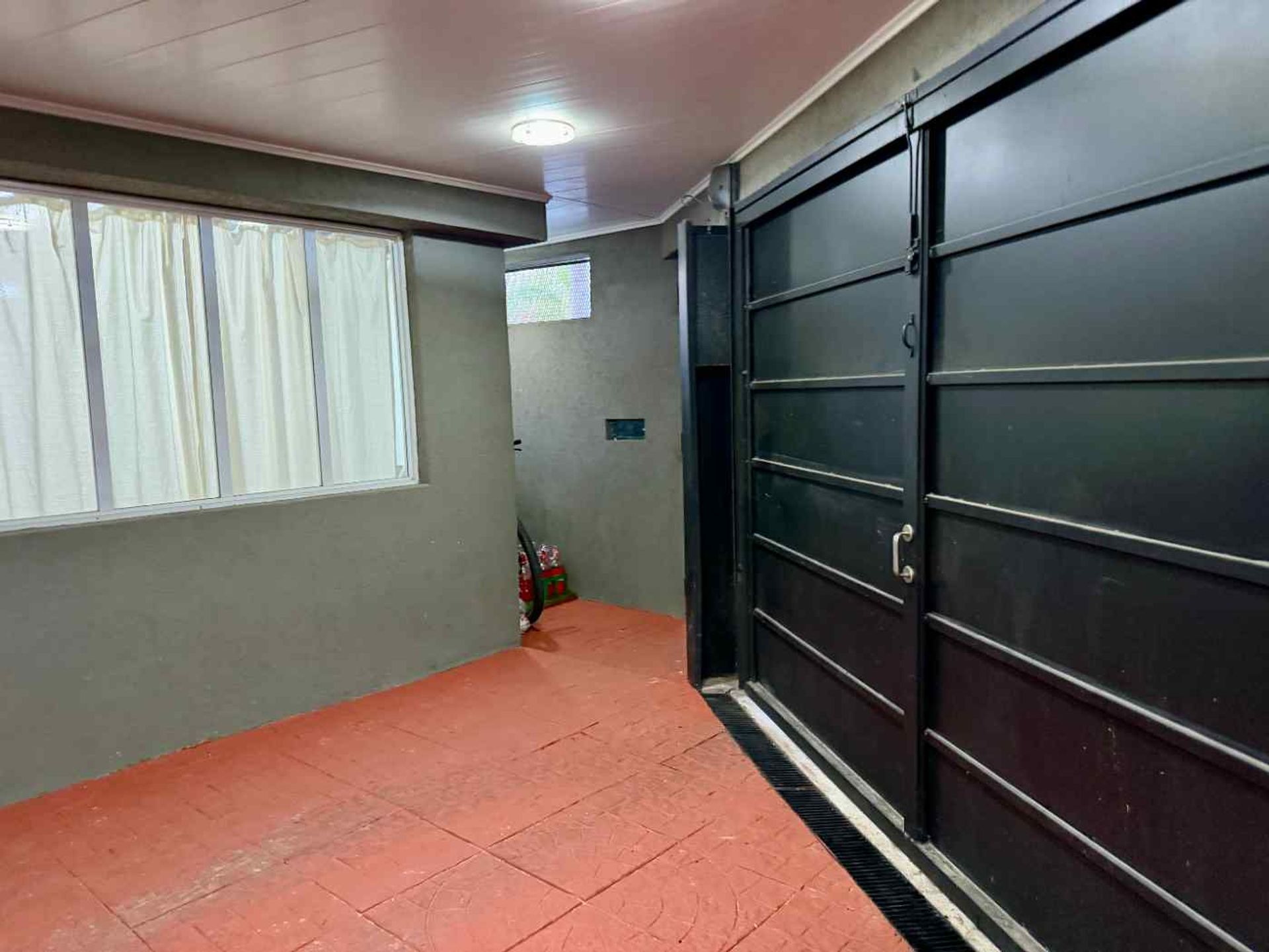 Venta Casa 4 amb Garage Terraza 2 Baños VICTORIA